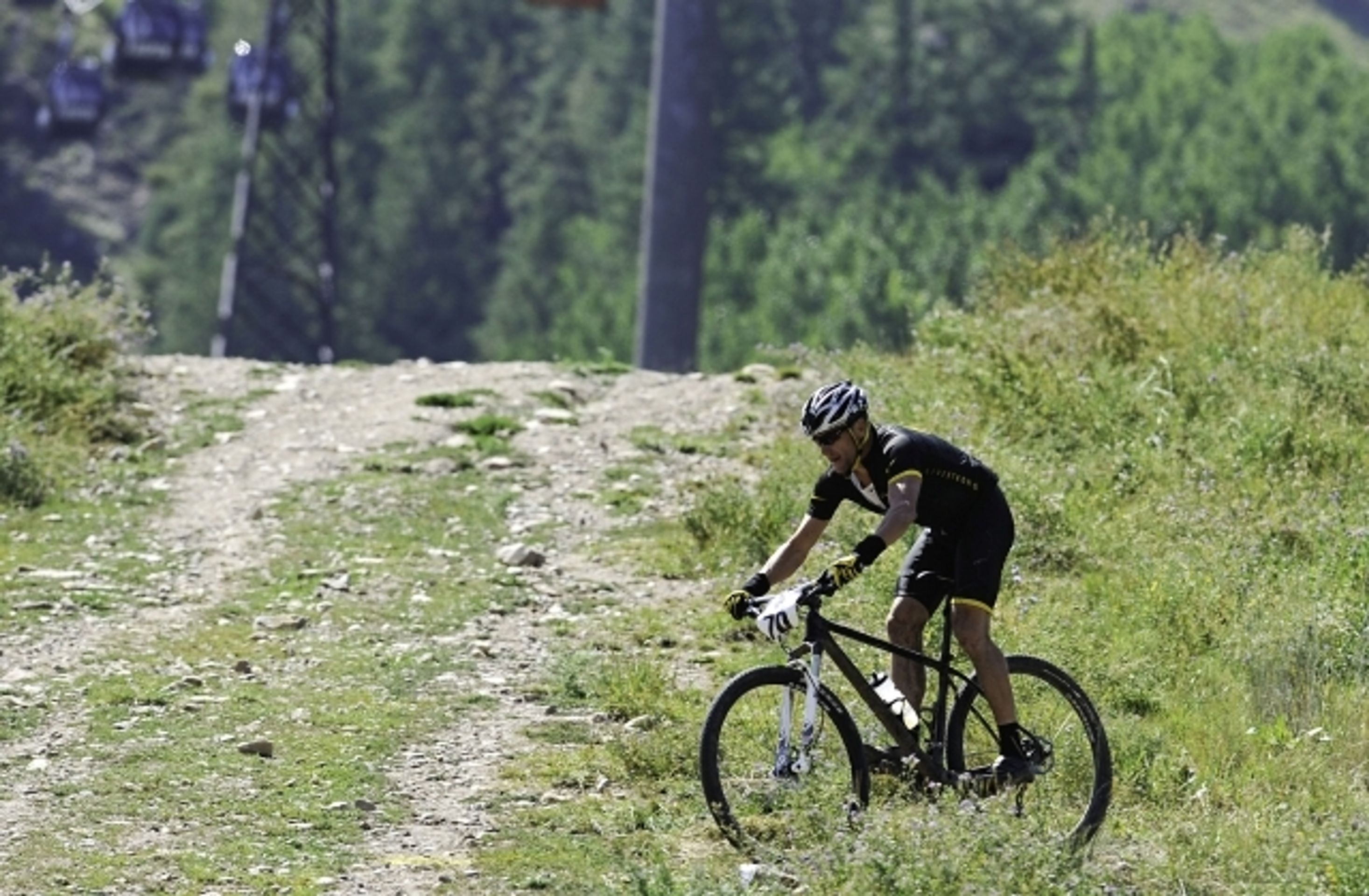 Lance Armstrong - 10 - GALERIE: Lance Armstrong už zase jezdí na kole (10/10)