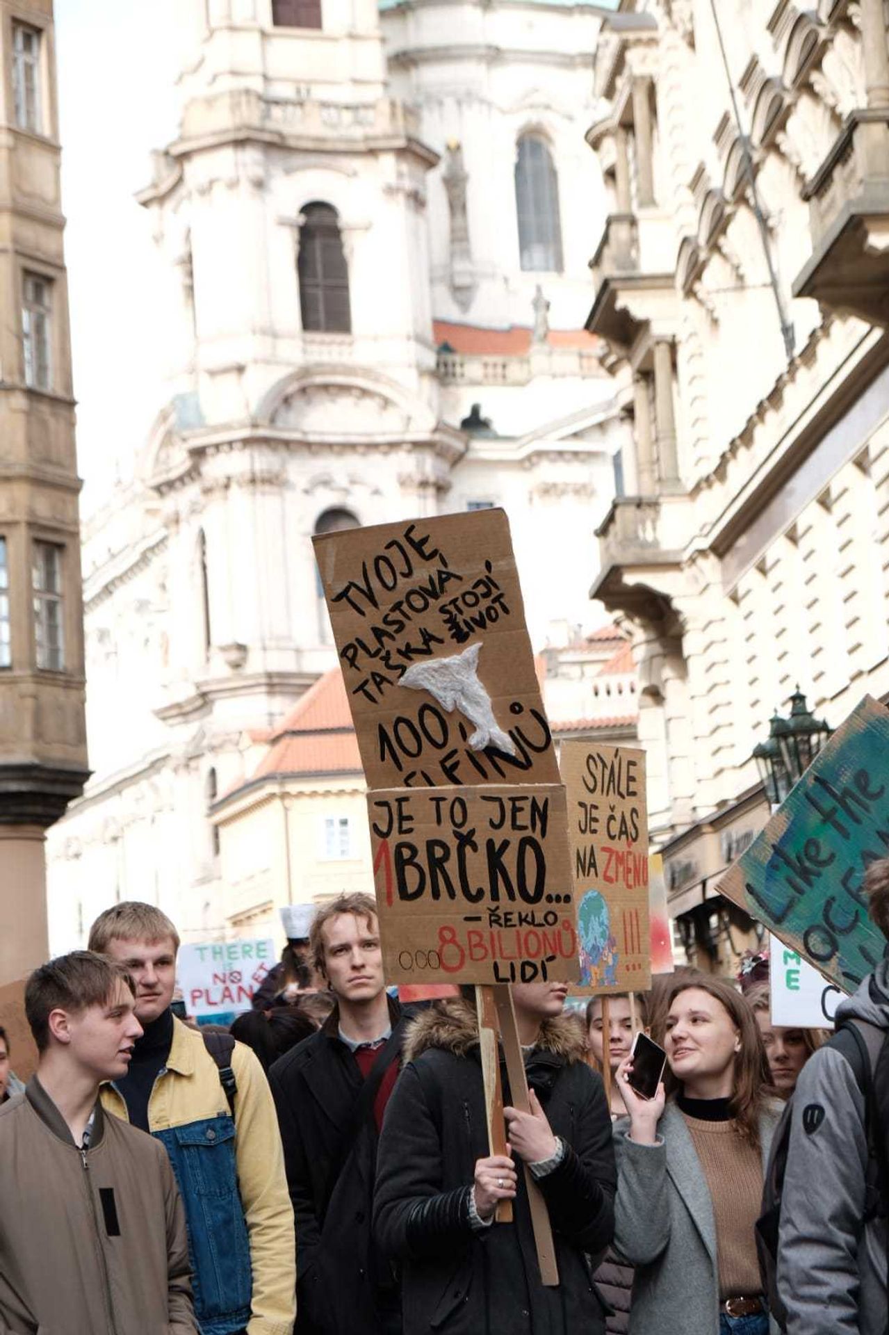 Demonstrace českých studentů za lepší klimatické podmínky - 11 - GALERIE: Demonstrace českých studentů za lepší klimatické podmínky (11/14)