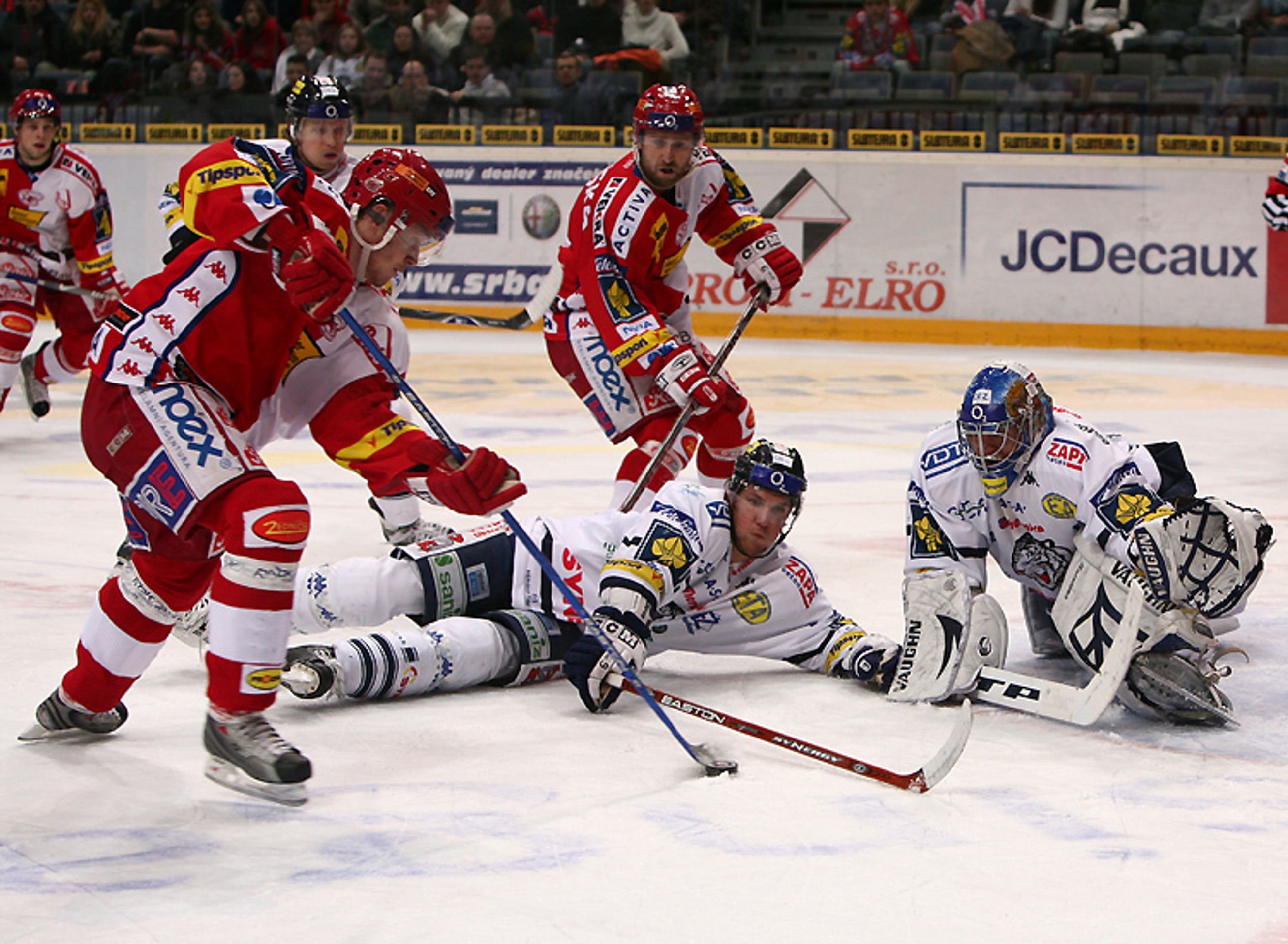 HC Slavia Praha - Bílí Tygři Liberec  - Slavia i přes prohru s Libercem vede extrtaligu o tři body (1/13)
