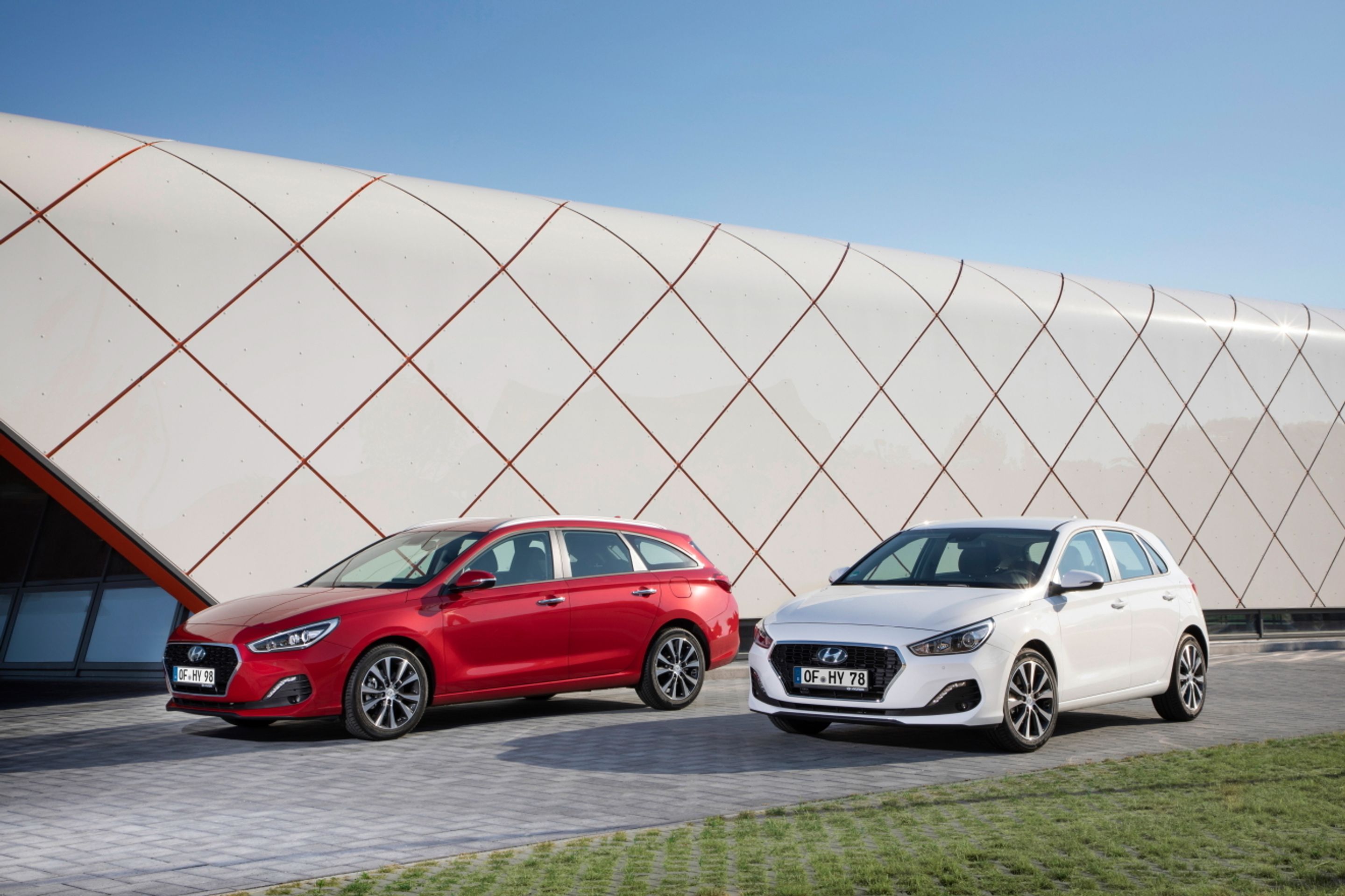 Hyundai i30 po modernizaci - 17 - Fotogalerie: Vozy Hyundai i30 prošly modernizací (1/20)