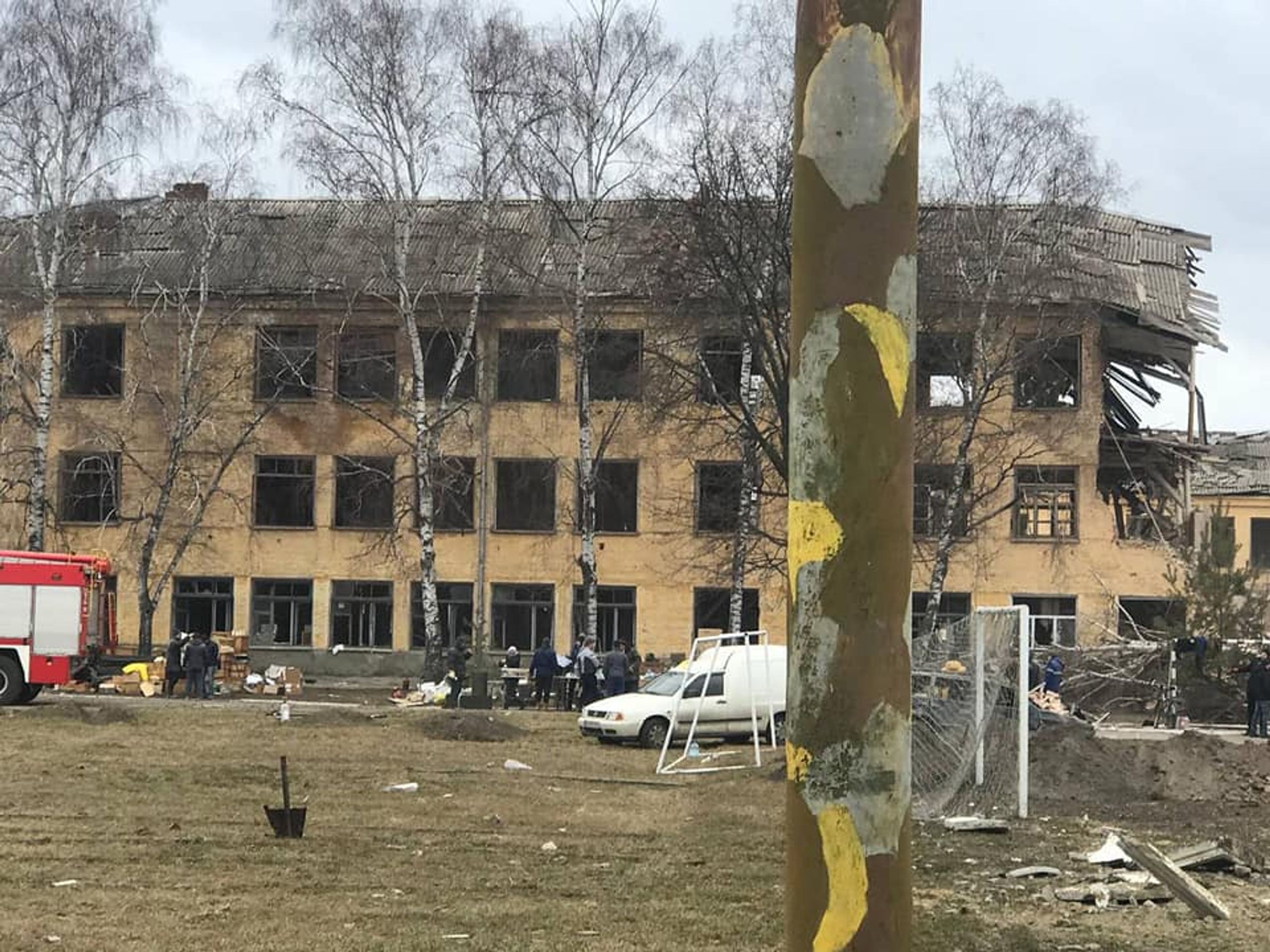 Poničená Ochtyrka - Poničená Ochtyrka (2/18)