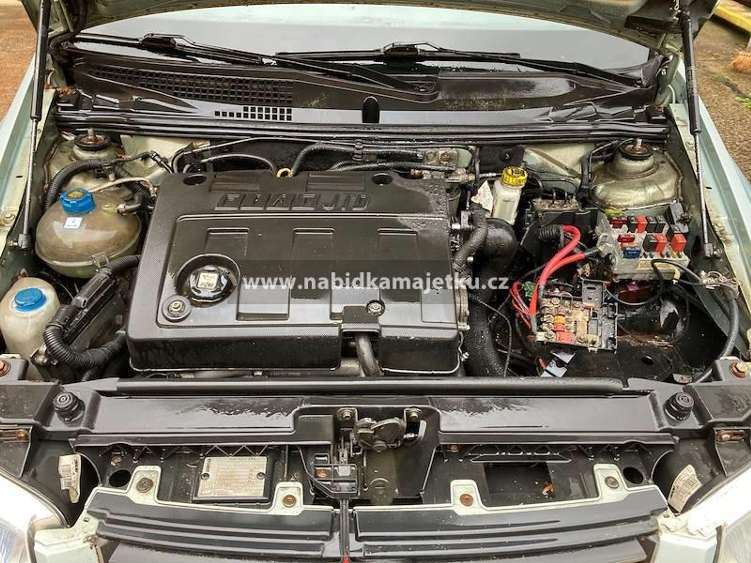 Osobní automobil Fiat Stilo, Vyškov - Stát rozprodává majetek (32/64)