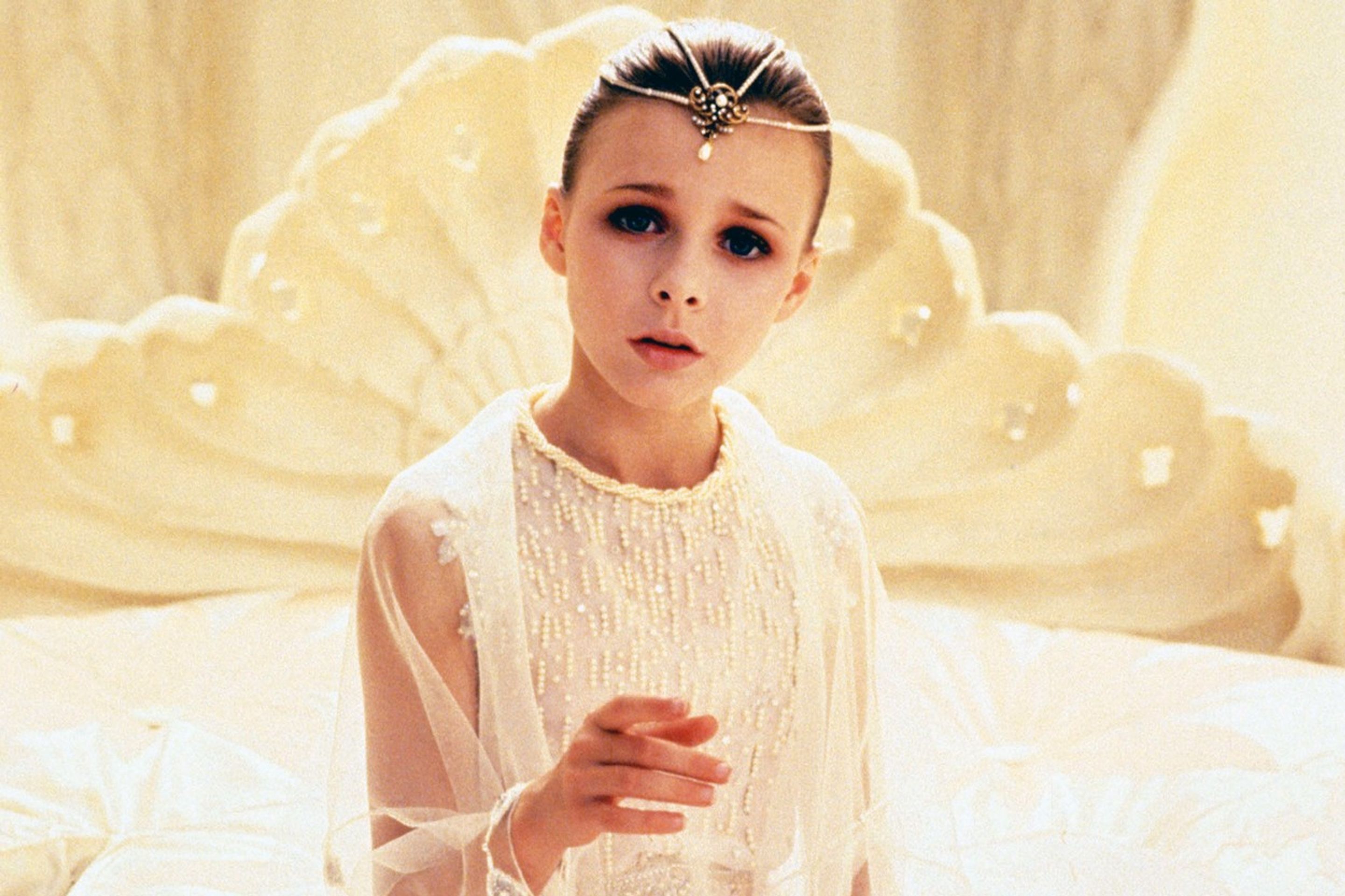 Tami Stronach - Hvězdy filmu Nekonečný příběh (2/5)