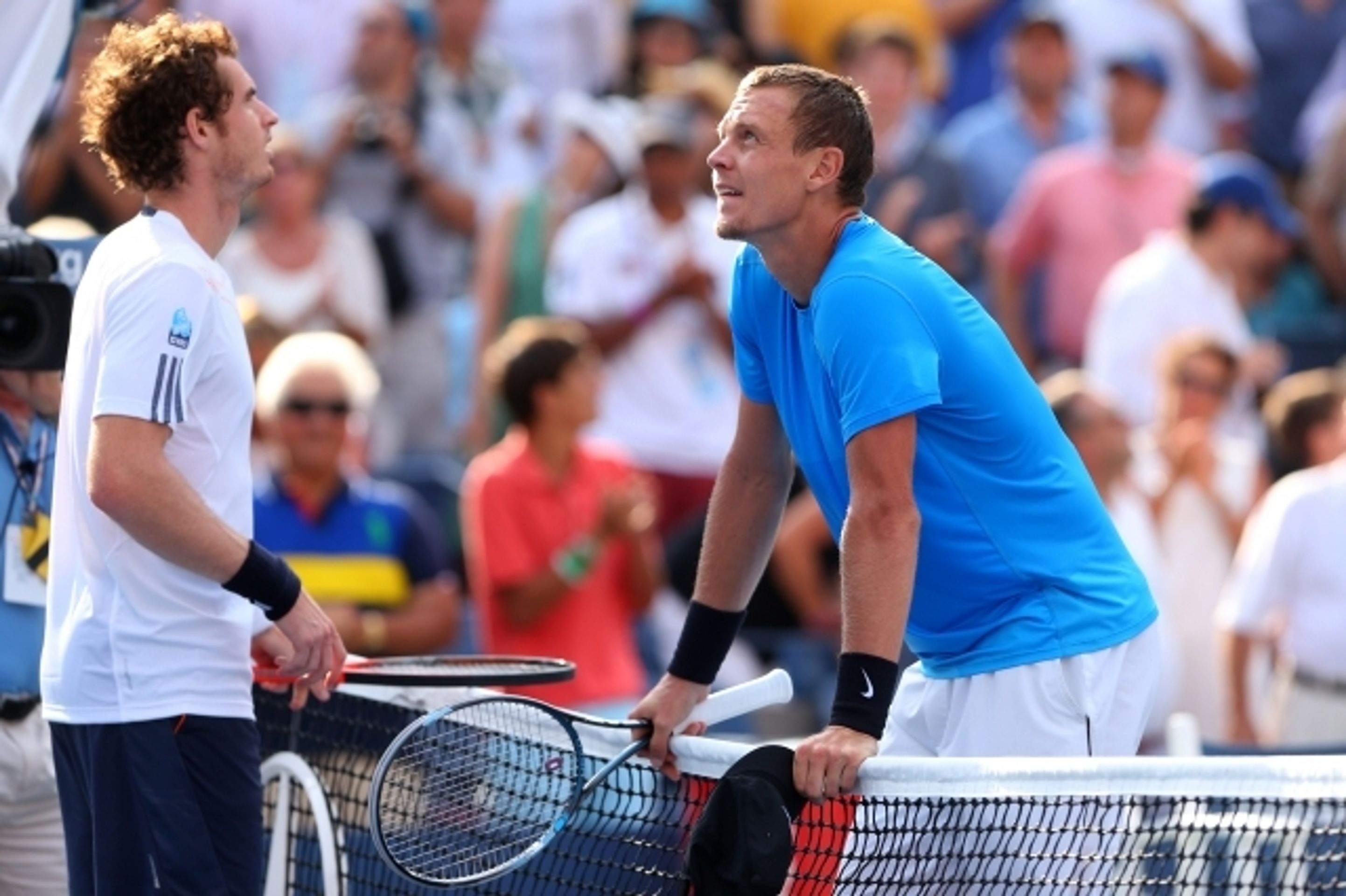 GALERIE: Počasí řádilo na US Open - 6 - GALERIE: Počasí řádilo na US Open (8/10)