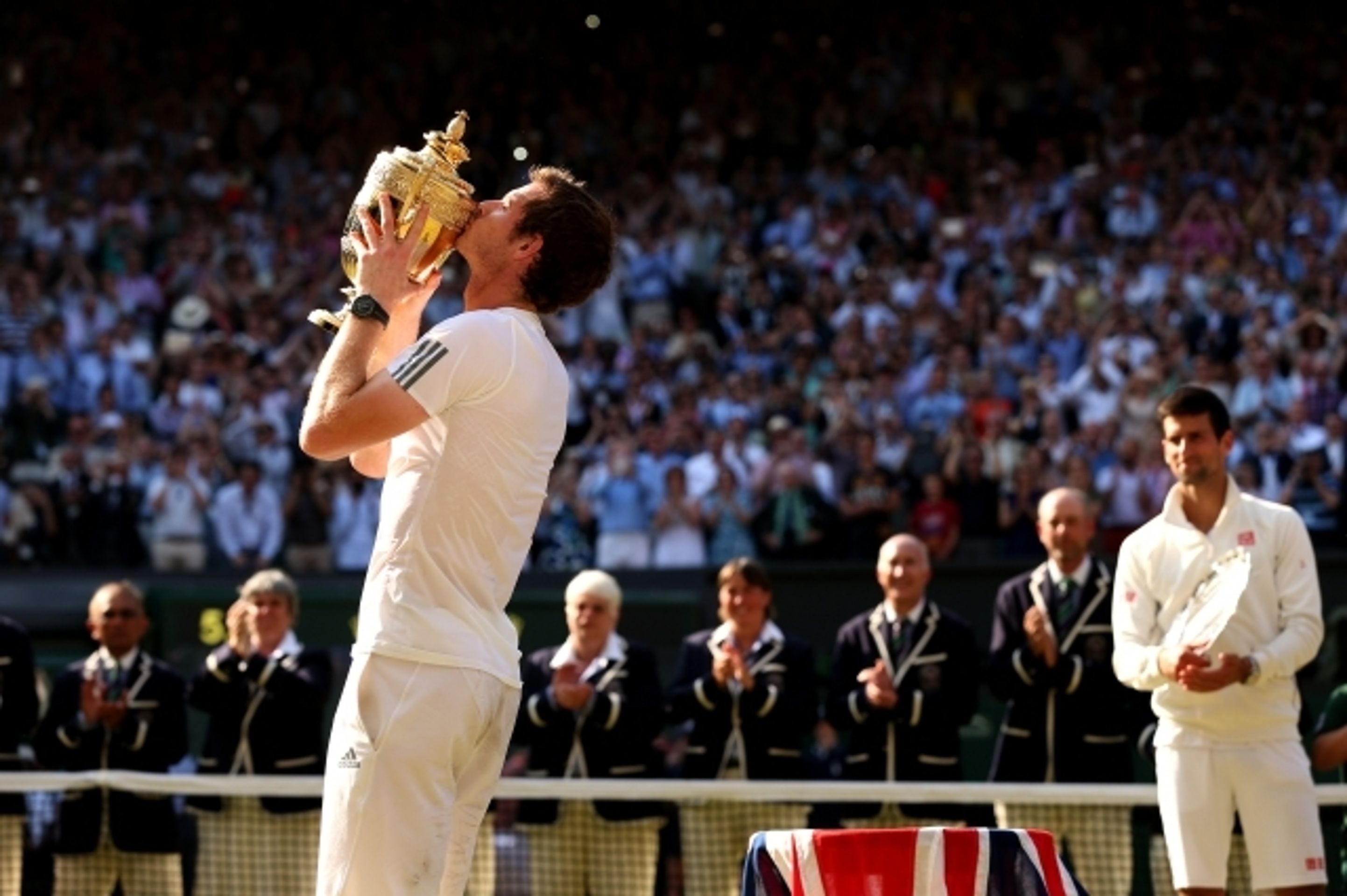 Andy Murray slaví vítězství ve Wimbledonu - 6 - GALERIE: Andy Murray slaví vítězství ve Wimbledonu (1/16)