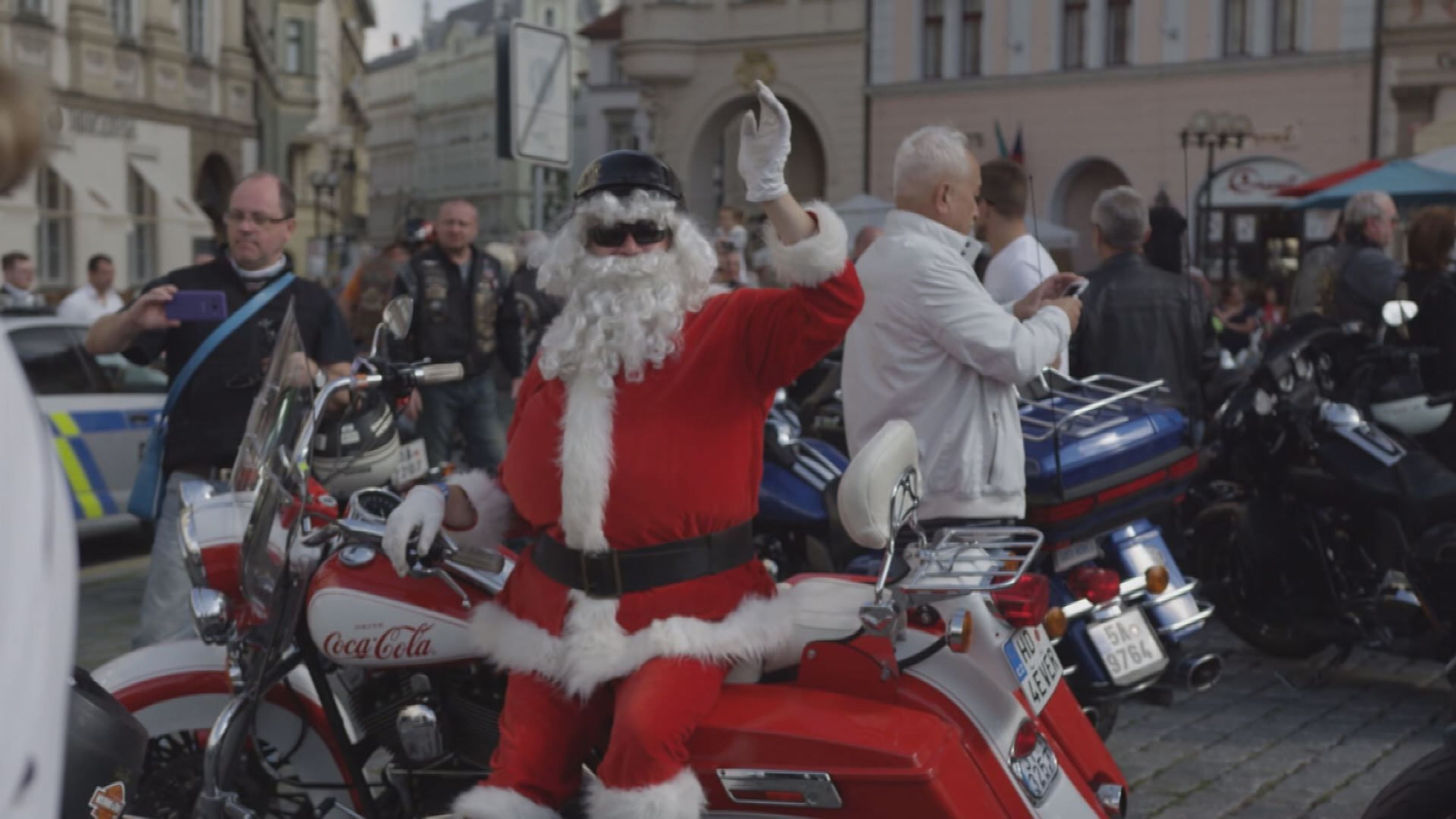 Sraz motorkářů Harley Davidson v Praze - 3 - GALERIE: Harley Davidson v Praze (5/8)