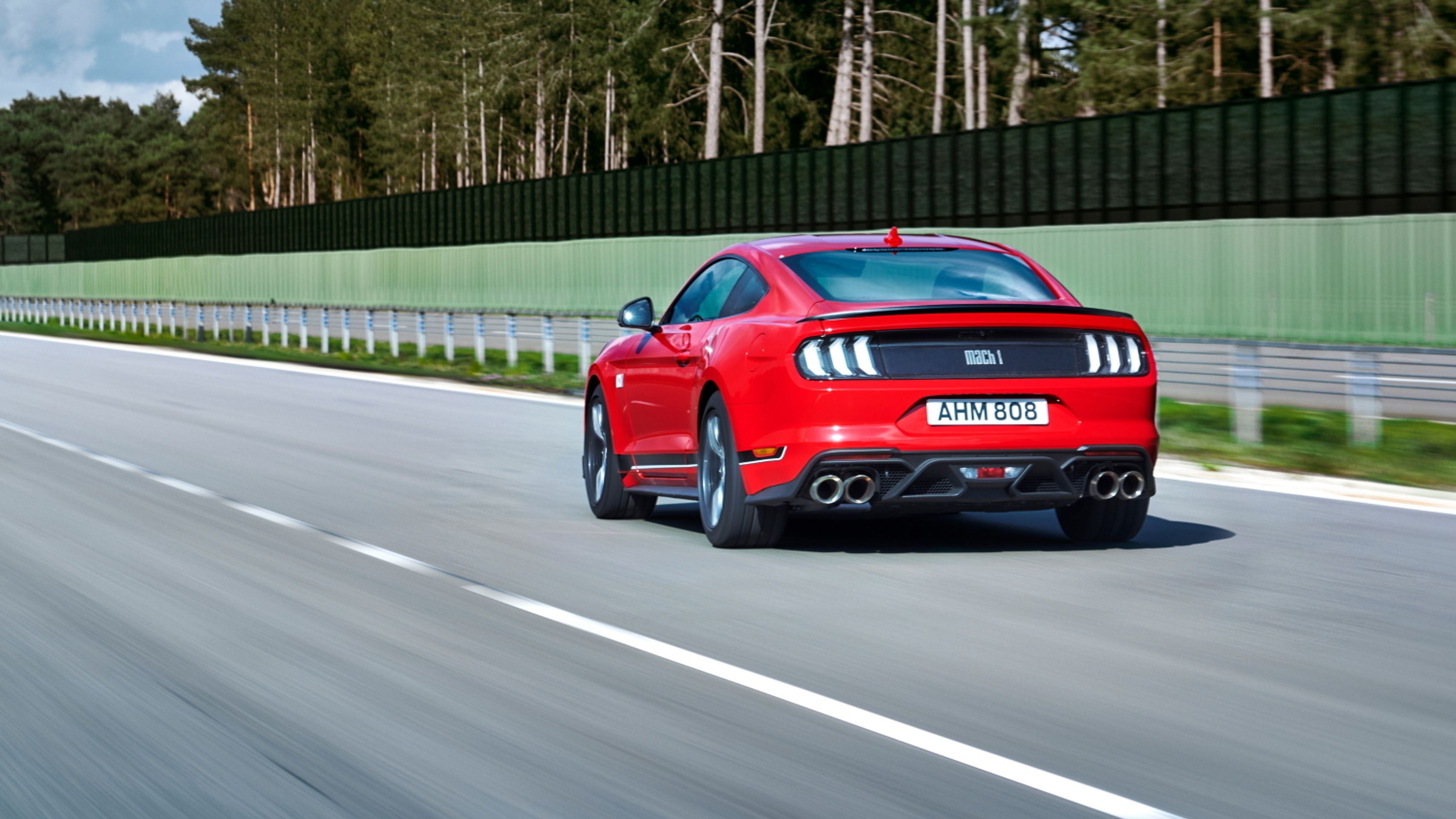 Ford Mustang Mach 1 - 12 - Fotogalerie: Připraven udělat pořádný rozruch - nový Mustang Mach 1 (4/13)