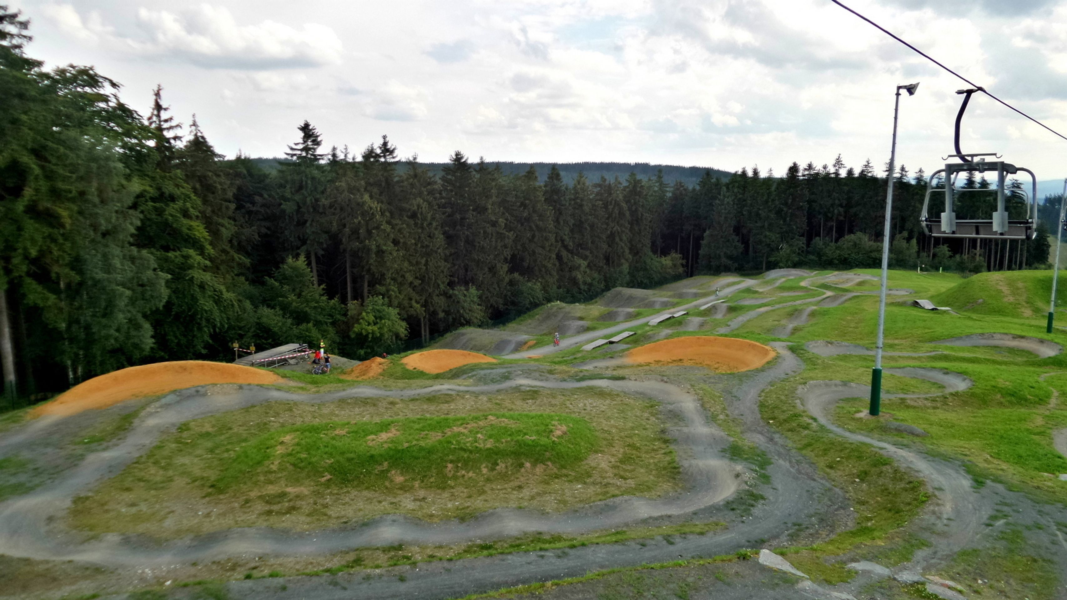 Německý Schöneck - 22 - GALERIE: Německý Schöneck - bikepark (8/10)