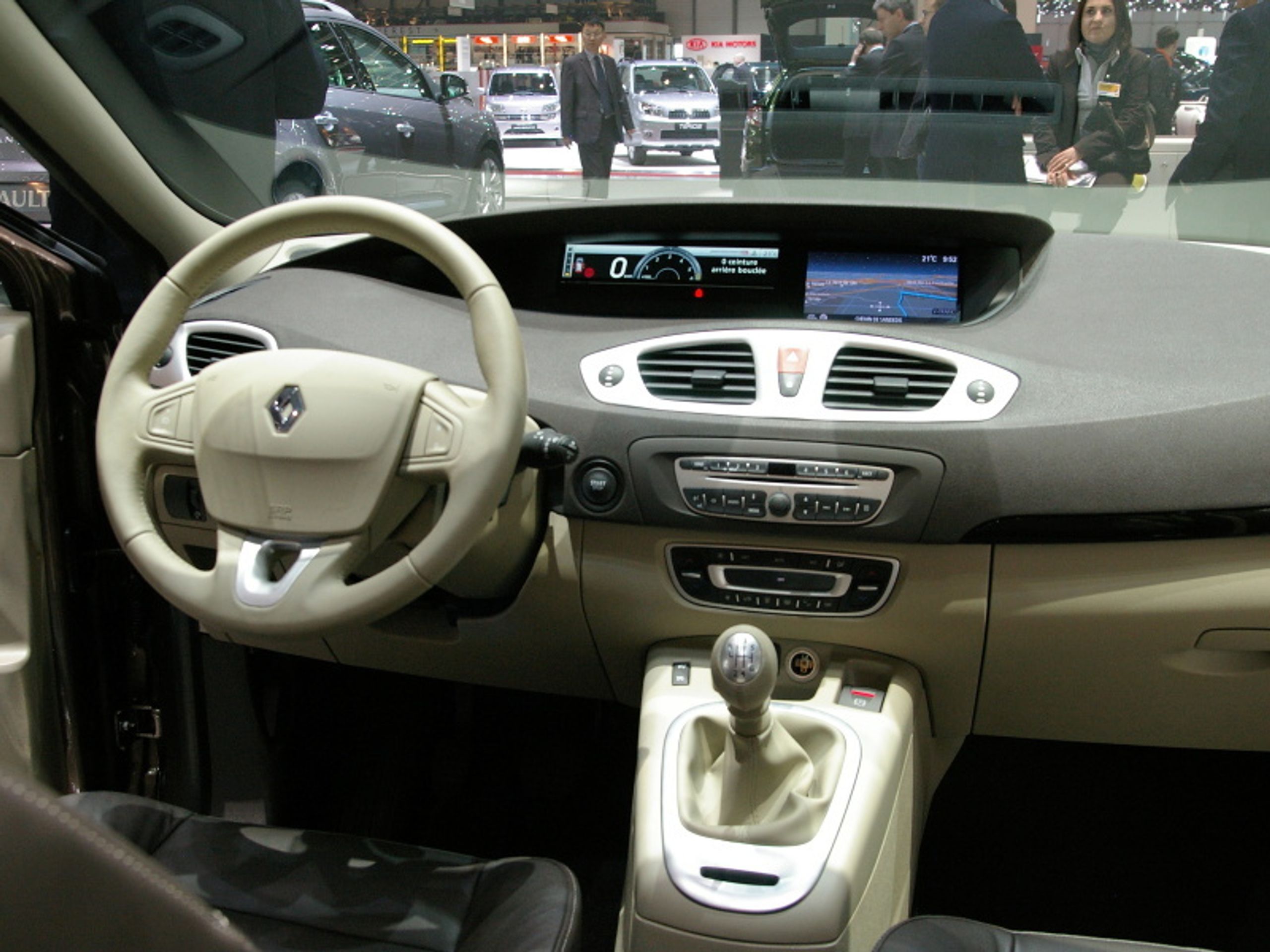 Renault Grand Scénic - GALERIE Ženevské novinky I (5/6)