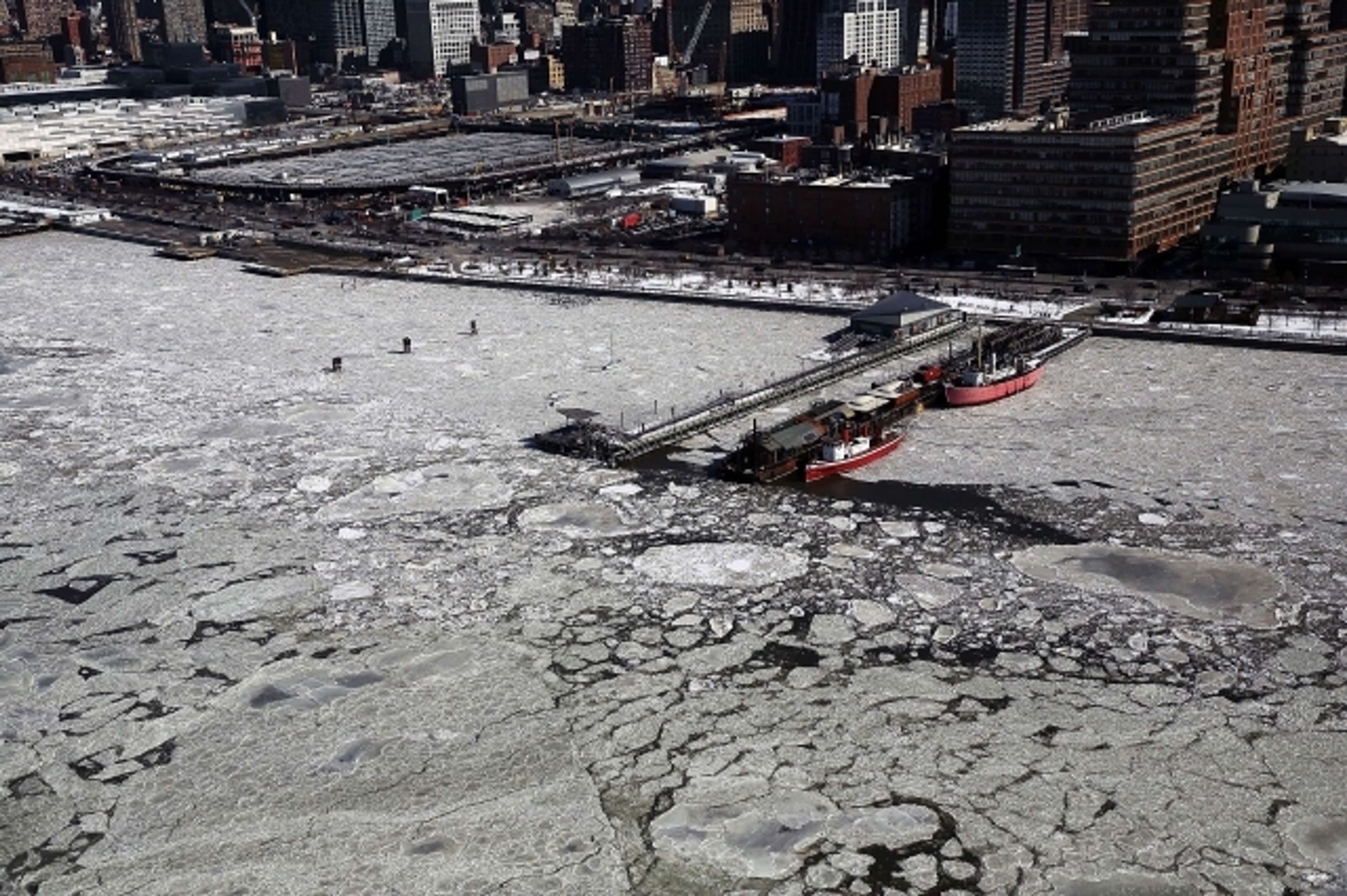 New York zamrzl do ledu - 7 - Galerie: New york pod ledem (5/10)