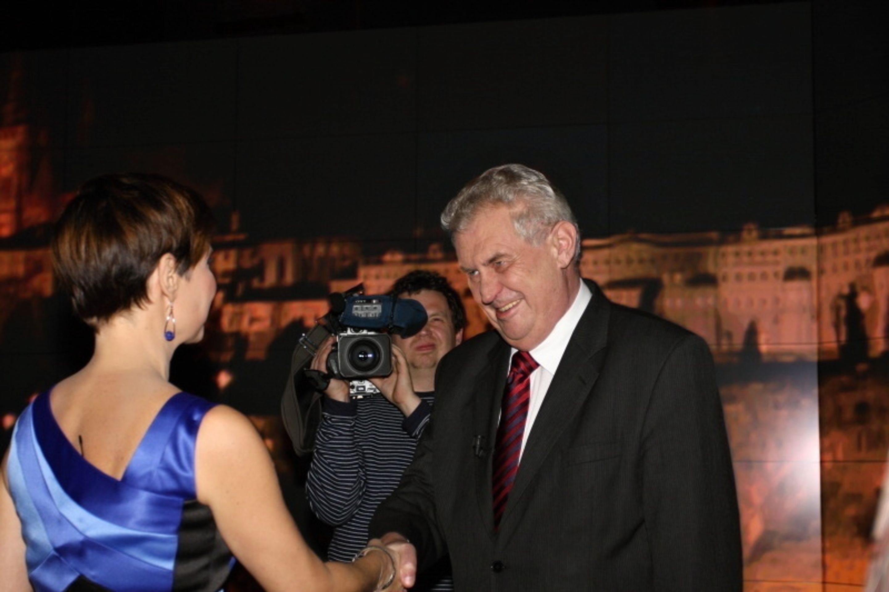 Cesta na Hrad – Zeman a Fischer - 19 - Cesta na Hrad – Miloš Zeman a Jan Fischer (3/20)