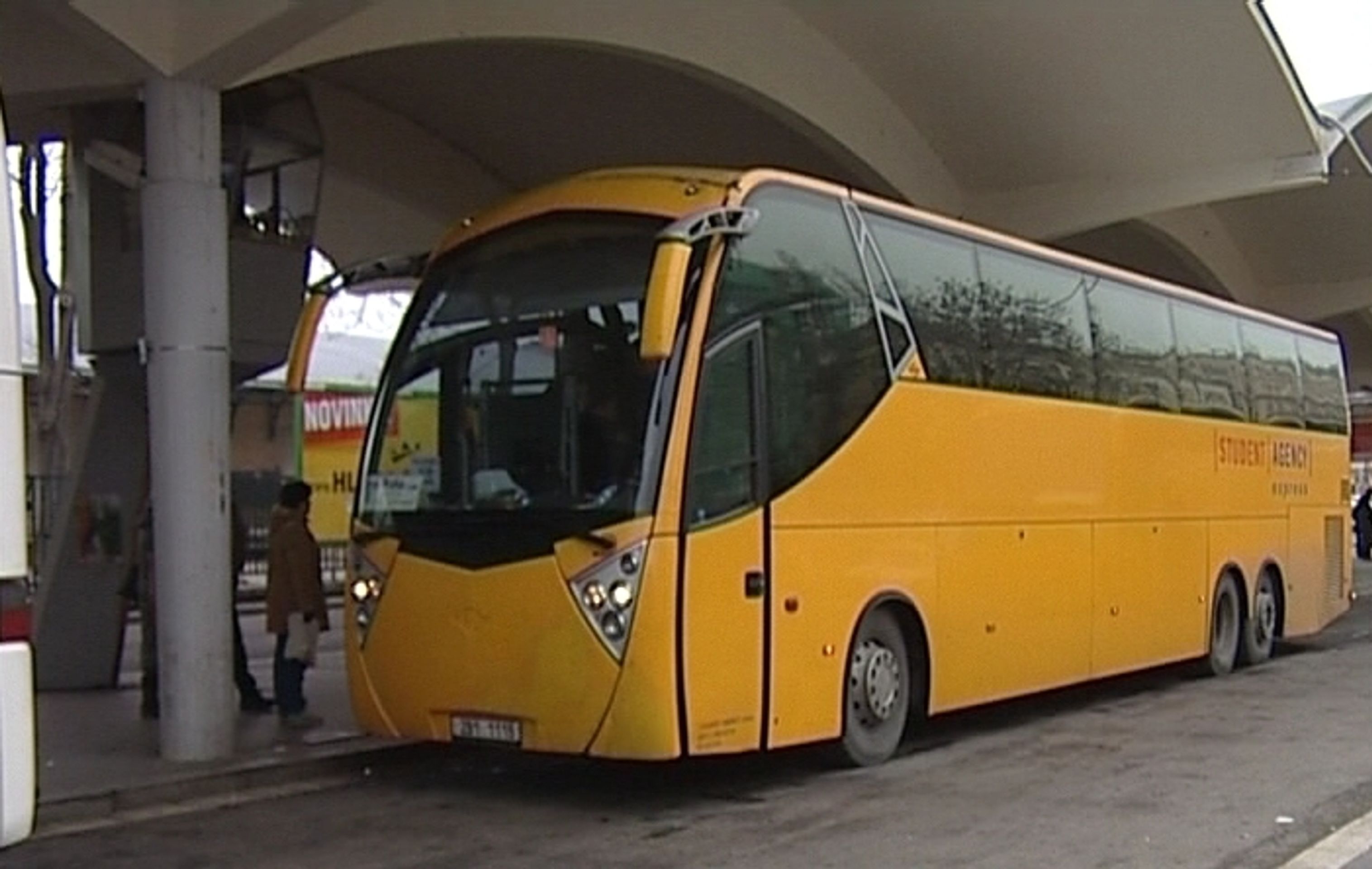 Autobusová doprava. Ilustrační fotografie. - Se zavedením mýtného dopravci zdraží jízdné (1/2)