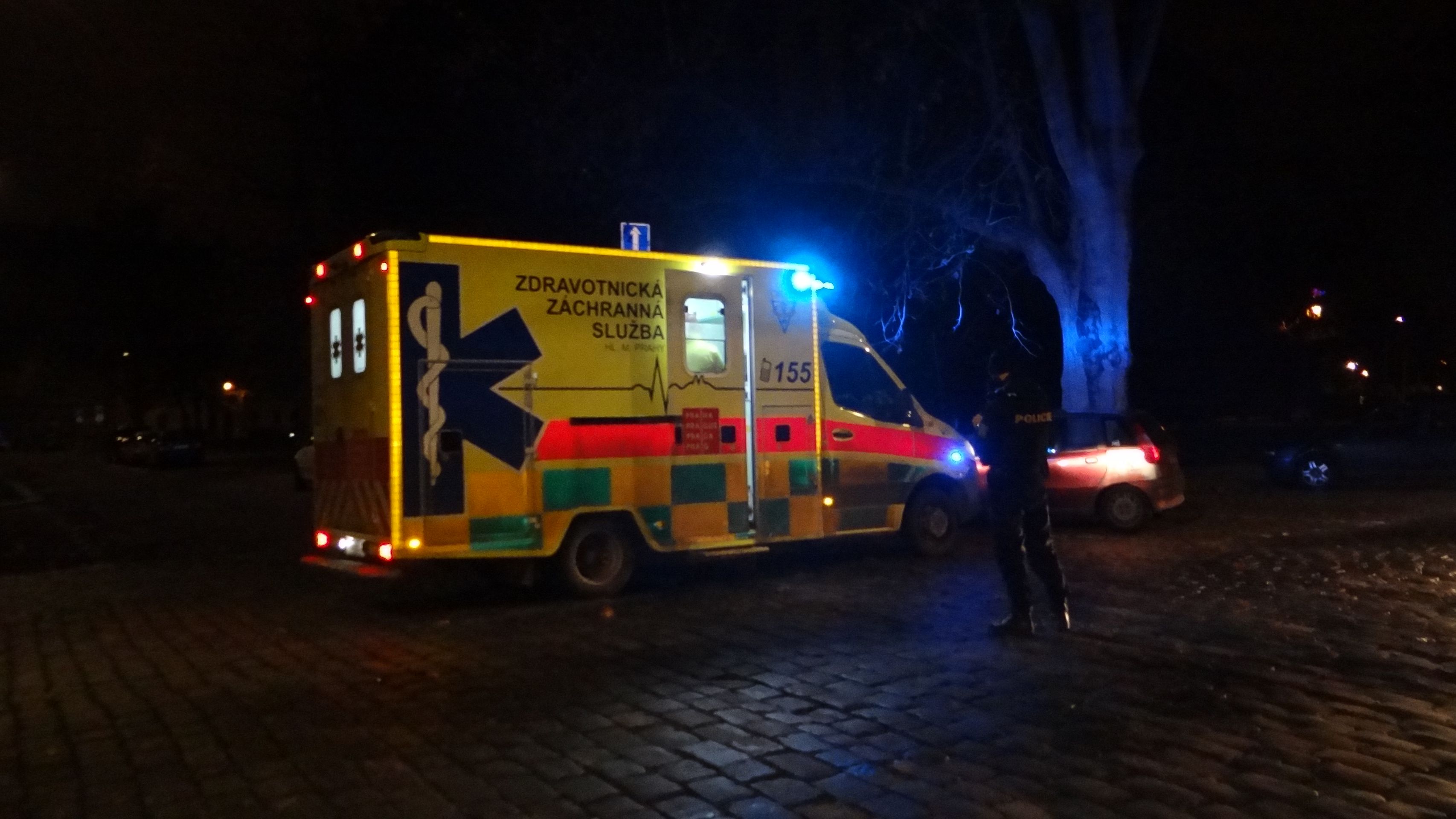 Z bytu vycházel dým, policie má podezření na varnu drog - 5 - GALERIE: Z bytu vycházel dým, policie má podezření na varnu drog (4/4)