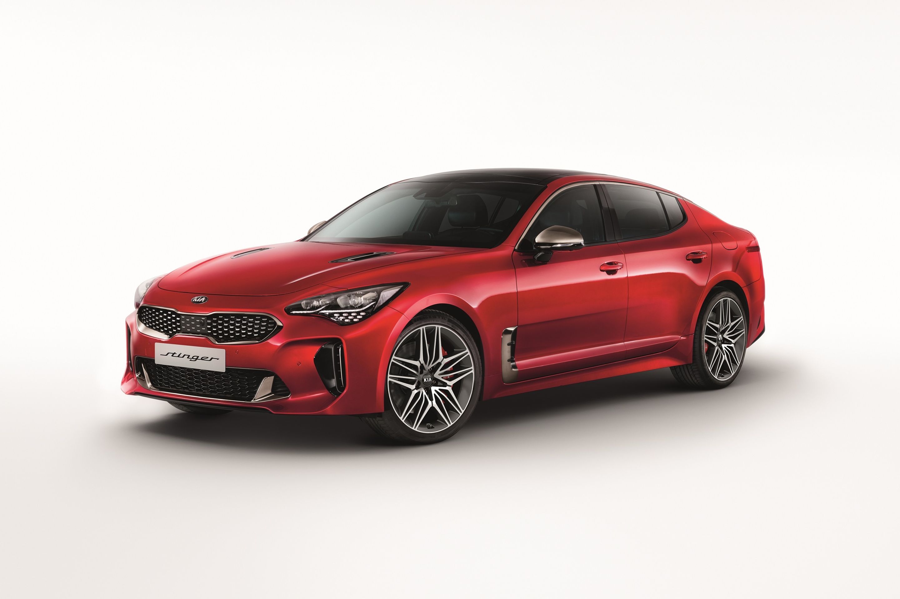Modernizovaná Kia Stinger - 7 - Fotogalerie: Stinger prošel faceliftem, sportovní duši si ale udržel (1/5)