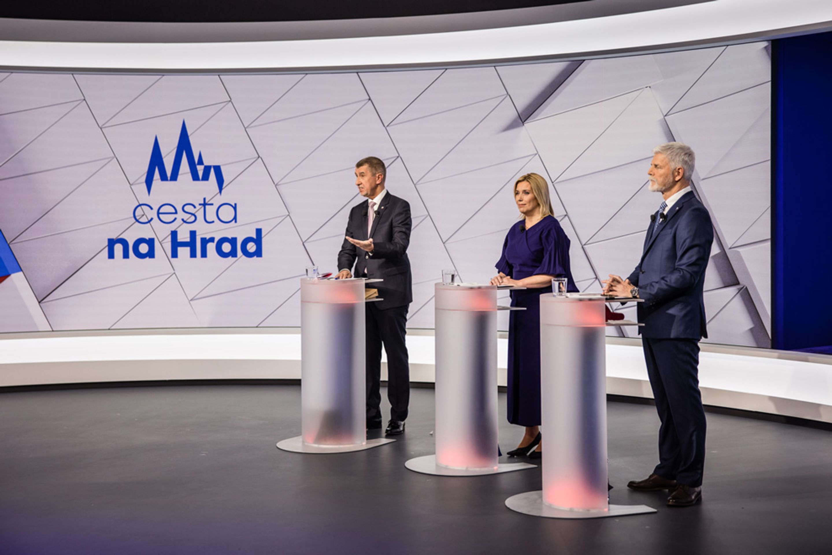 Druhá debata kandidátů (8) - Debata tří favoritů (8/31)
