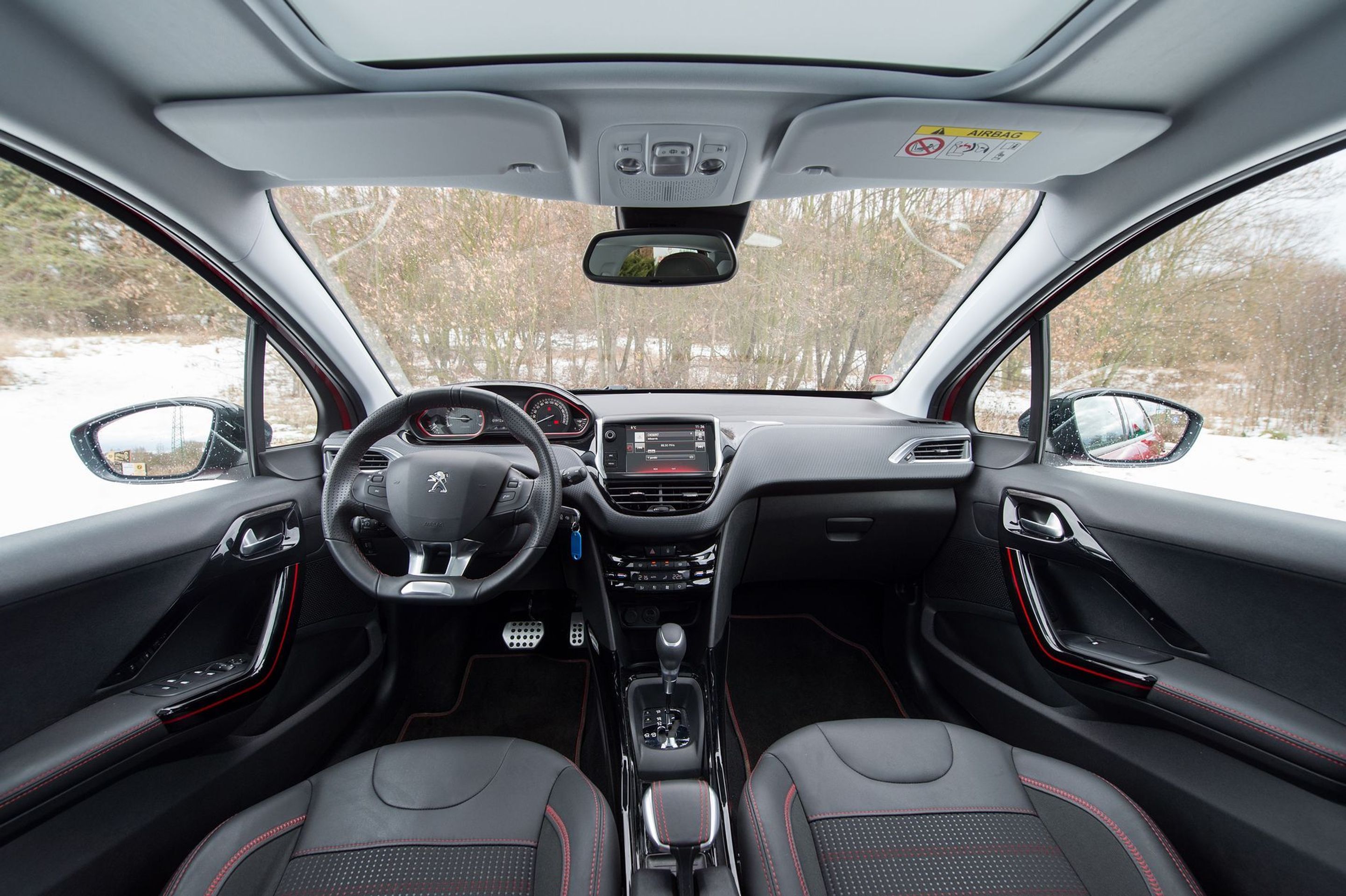 Peugeot 2008 - 17 - GALERIE: Peugeot 2008 (16/17)