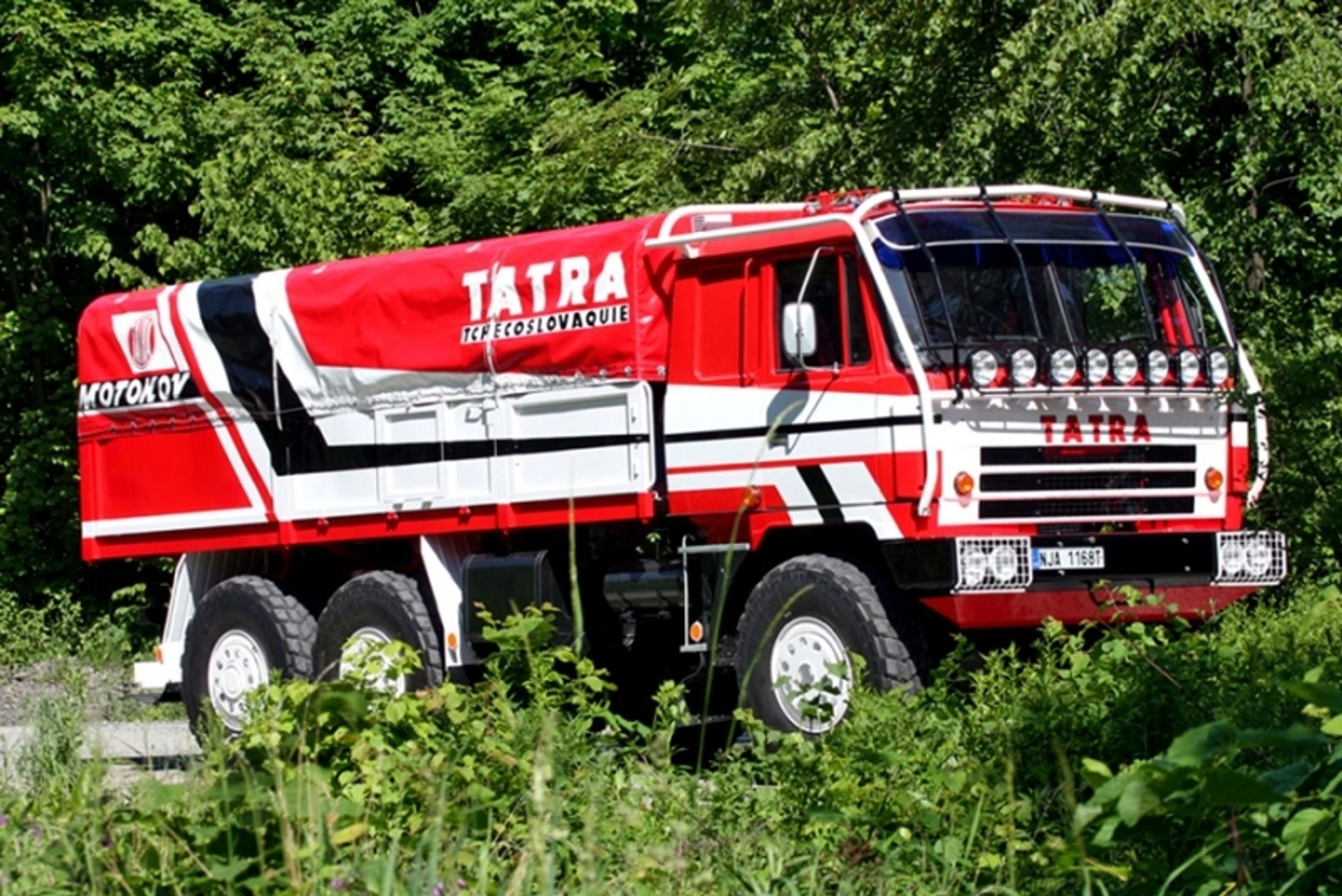 Tatra - 33 - GALERIE: Renovace závodní Tatry 815 6x6 VE "Ostrý-II" (2/16)