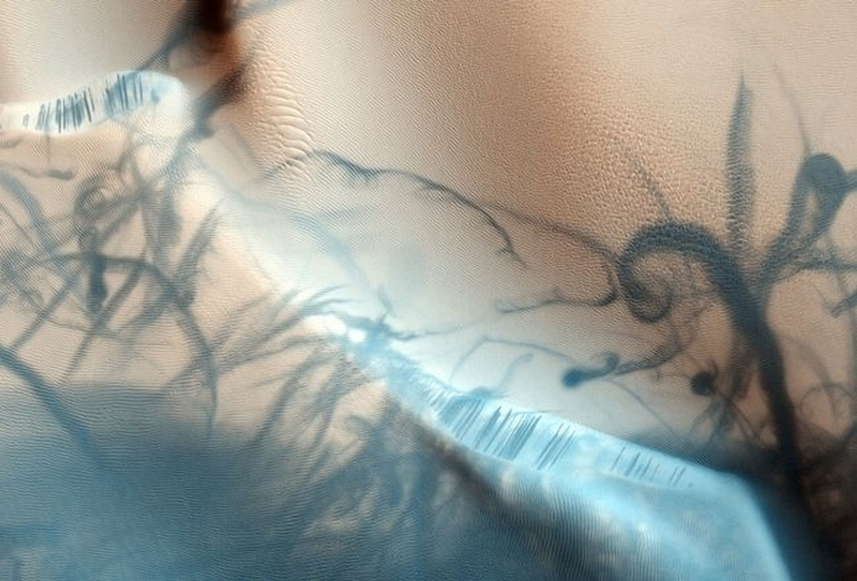 Úchvatné fotky Marsu - 30 - GALERIE: Úchvatné fotky Marsu (30/30)