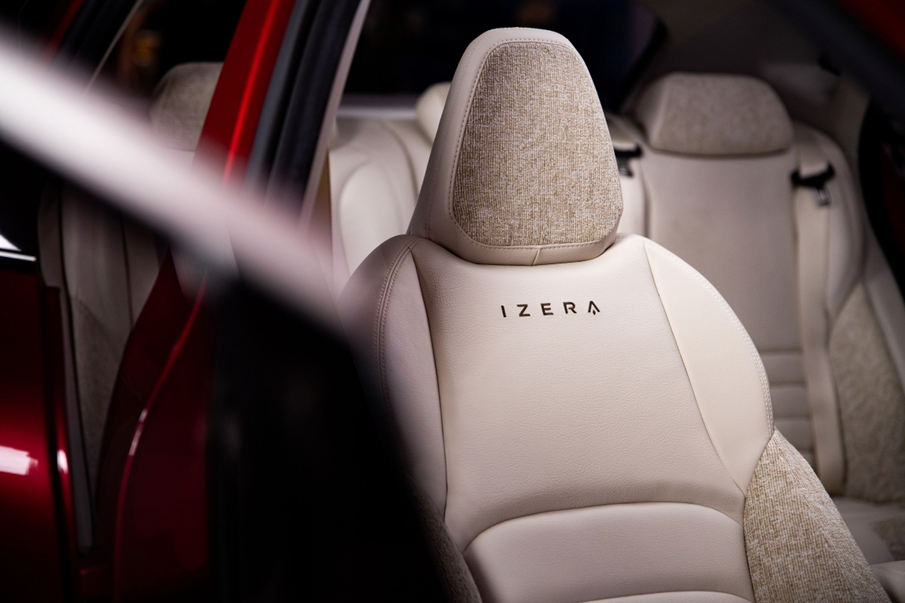 Prototypy elektromobilů Izera - 30 - Fotogalerie: Polské elektromobily Izera (22/33)