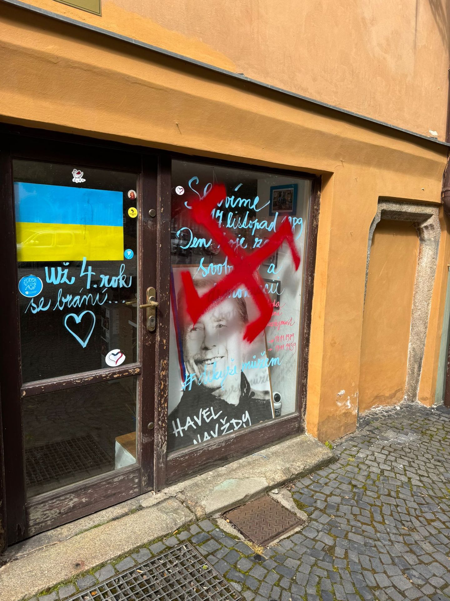 Vandalský čin v Chebu - Vandalský čin v Chebu (2/4)