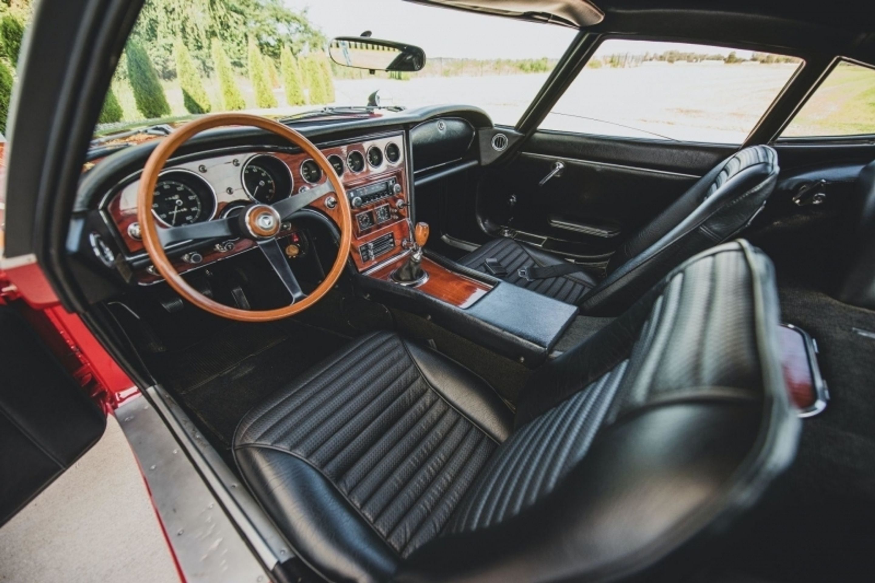 Toyota 2000GT z roku 1967 - 20 - Fotogalerie: Nádherné sportovní kupé Toyota 2000GT z roku 1967 (11/17)