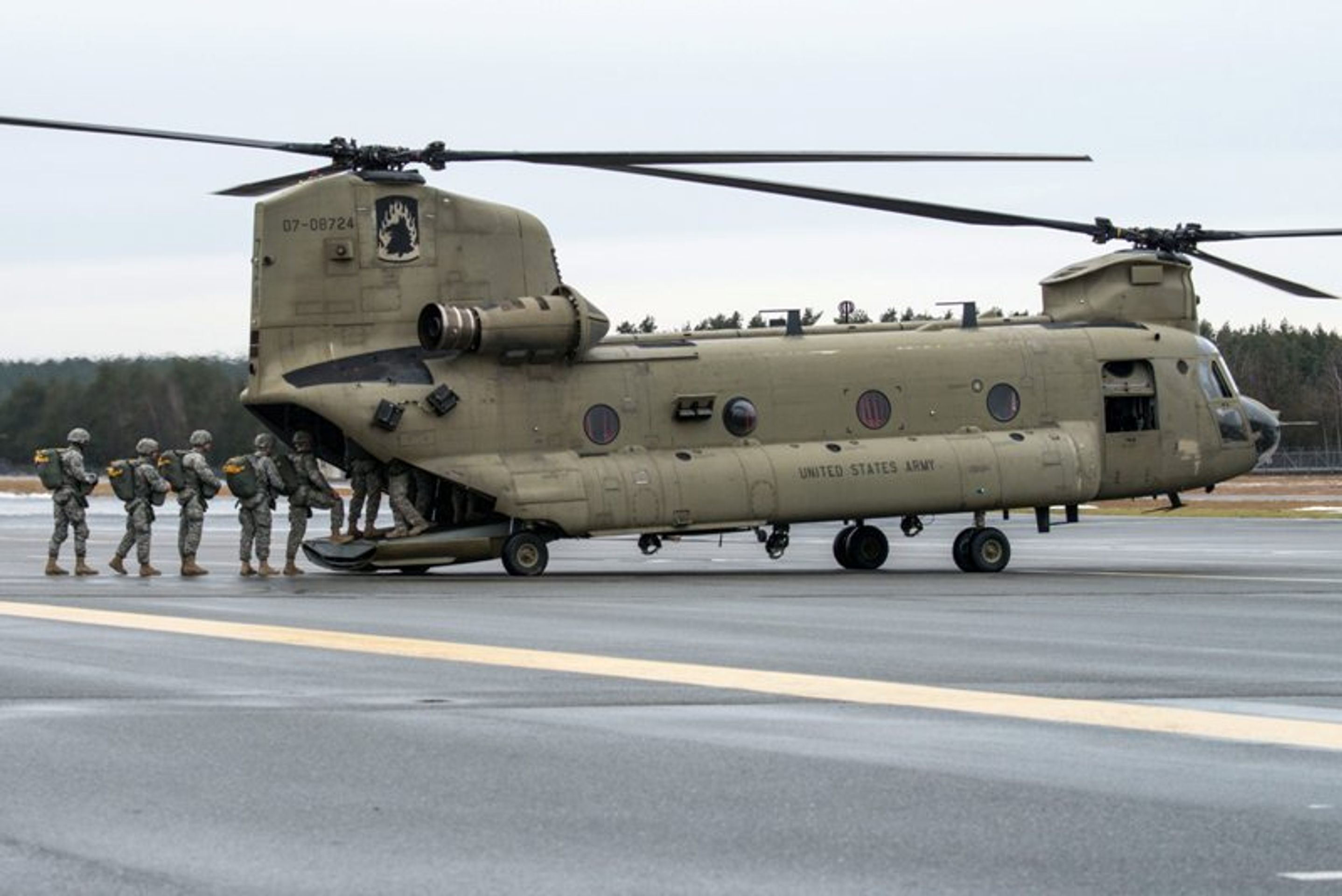 CH-47 Chinook - 4 - GALERIE: CH-47 Chinook (4/5)