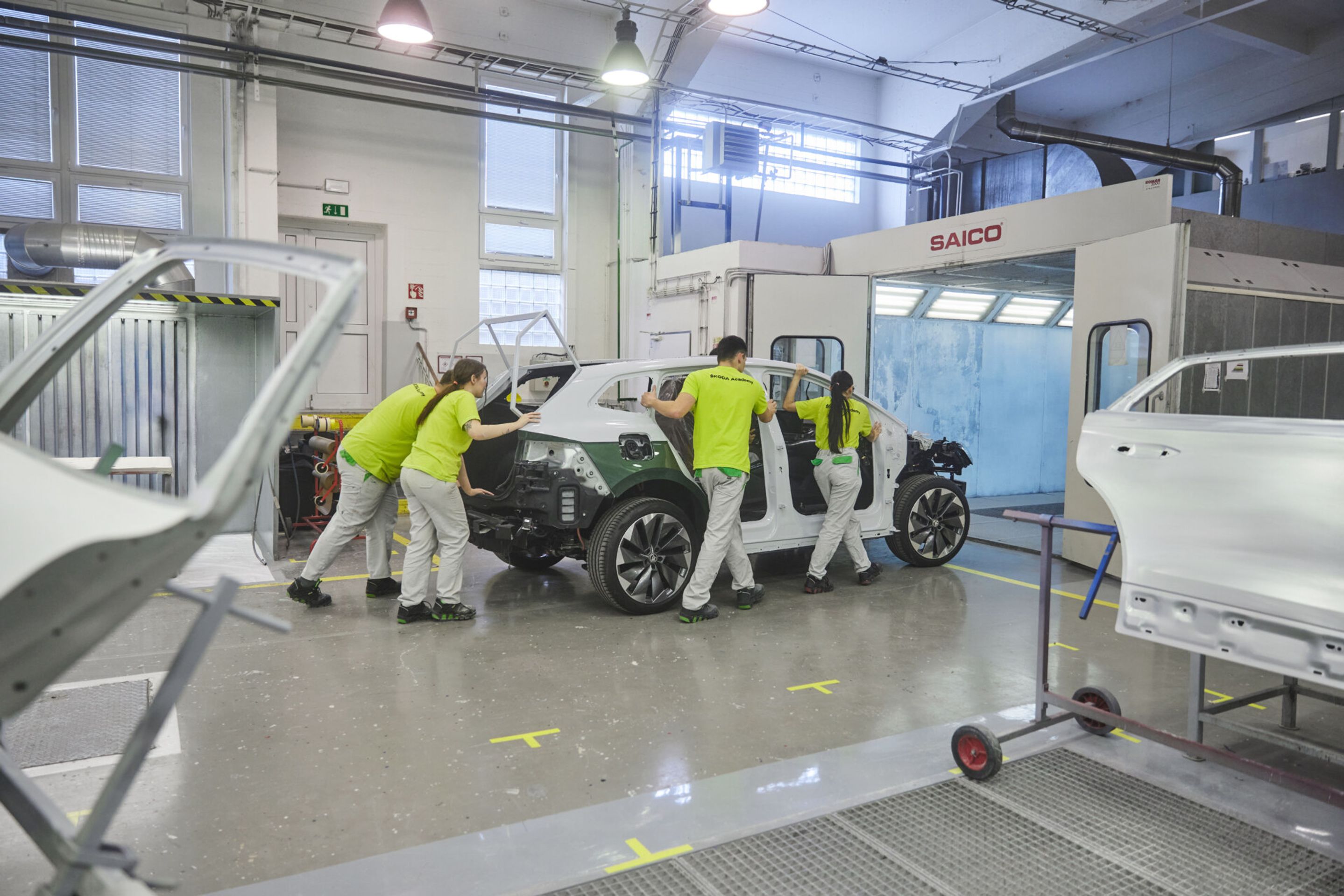 Škoda Roadiaq - Odvážný studentský koncept obytného elektromobilu Škoda Roadiaq (14/21)