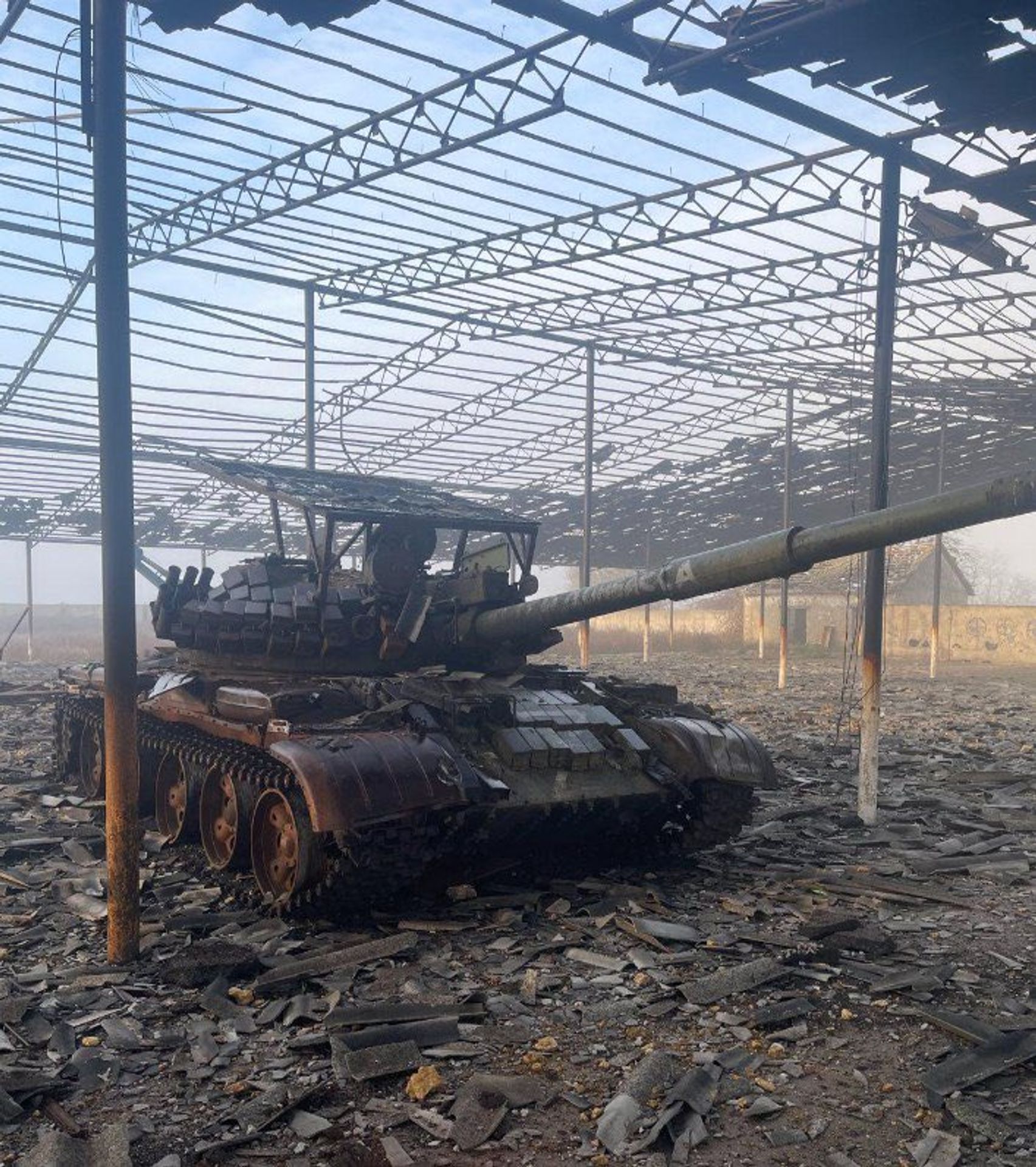 T-62MV - Ruské stroje ponechané v okolí Chersonu (2/7)