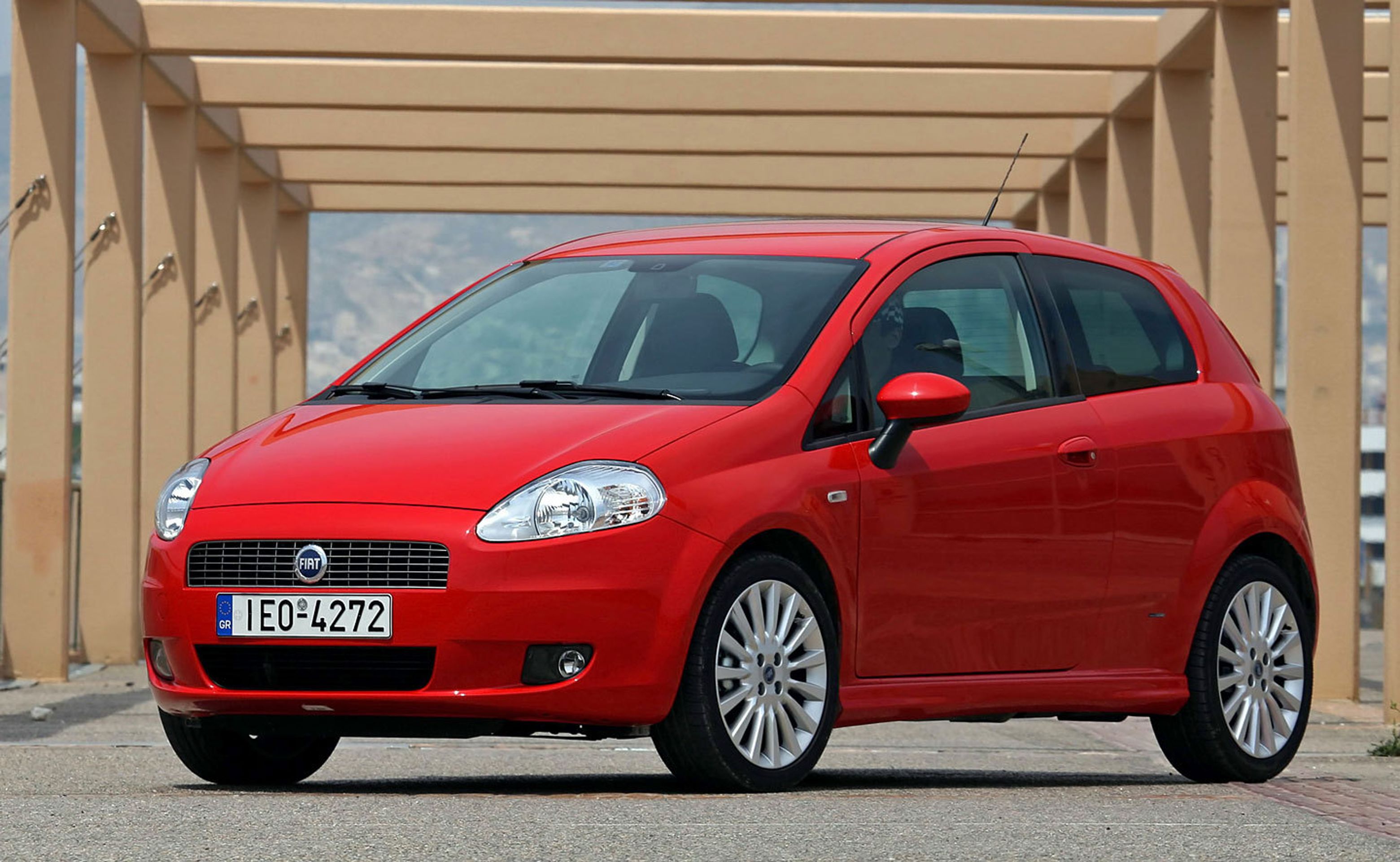 Fiat Punto - 30 - Fotogalerie: Fiat Punto po 25 letech končí (17/20)
