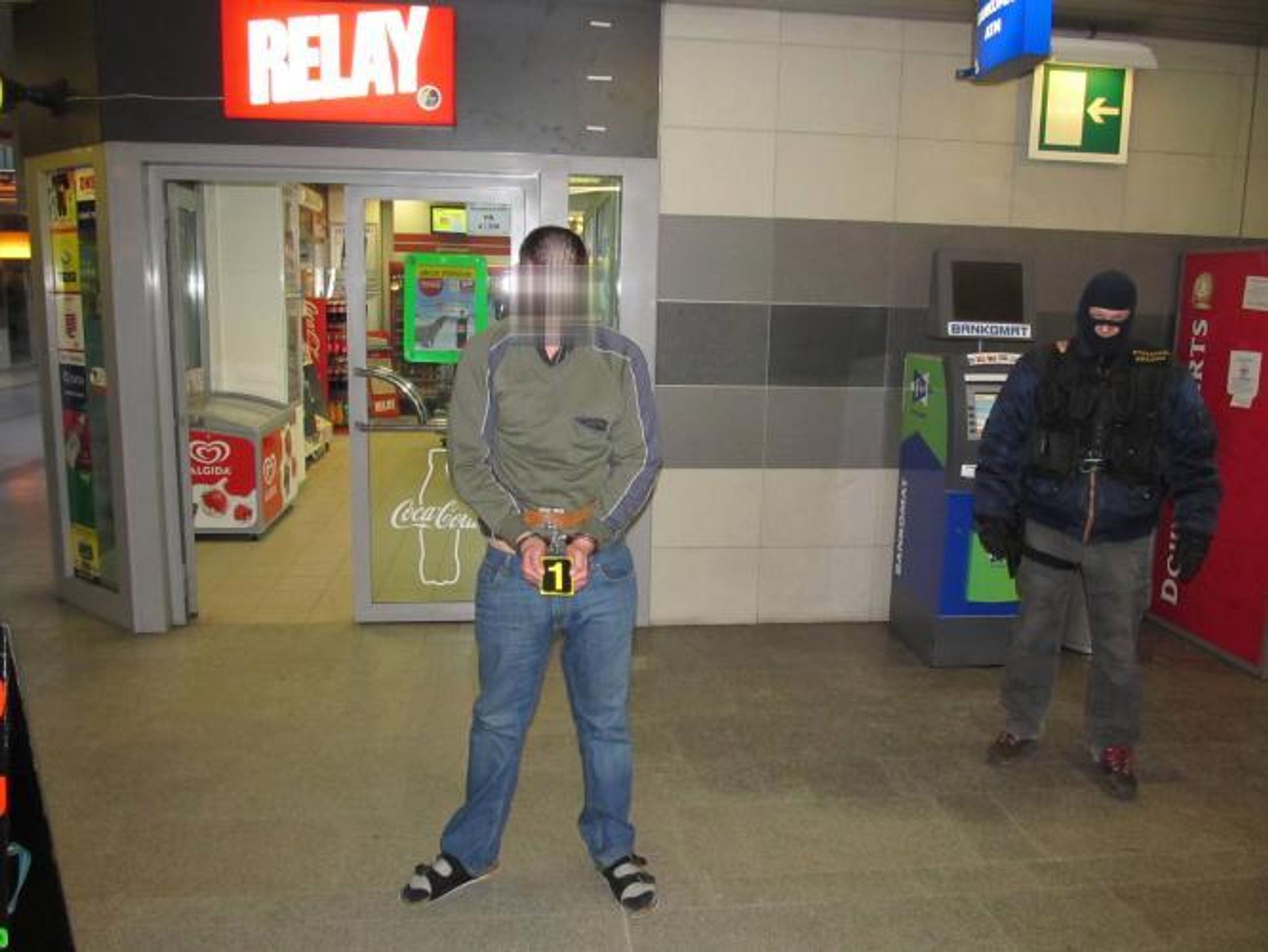 Muž, který boxerem přepadl ženu - 2 - GALERIE - Muž, který boxerem přepadl ženu (1/7)