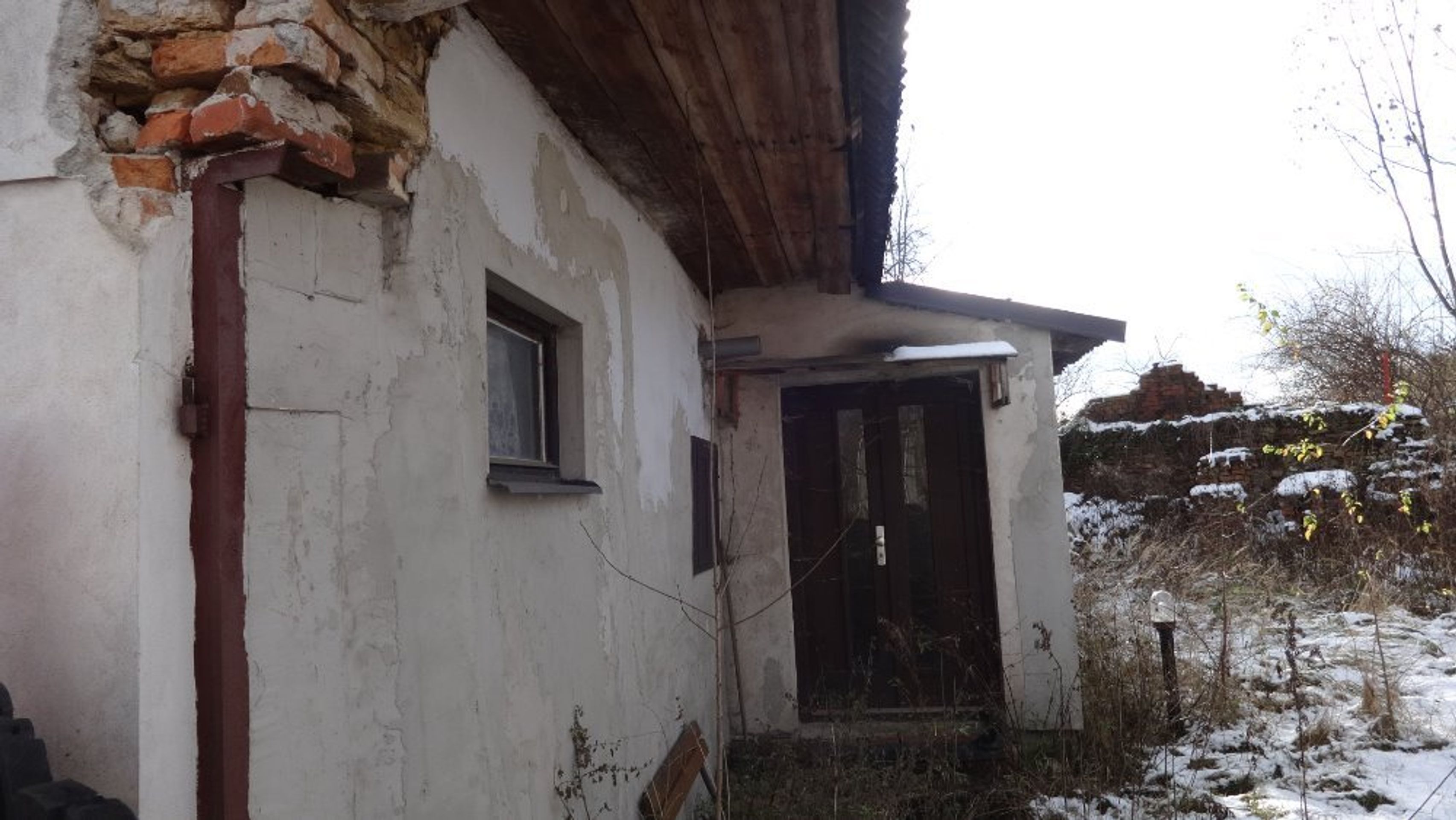 Dražby nemovitostí - Rodinný dům, Dvorce u Tučap - GALERIE: Dražby nemovitostí (11/46)