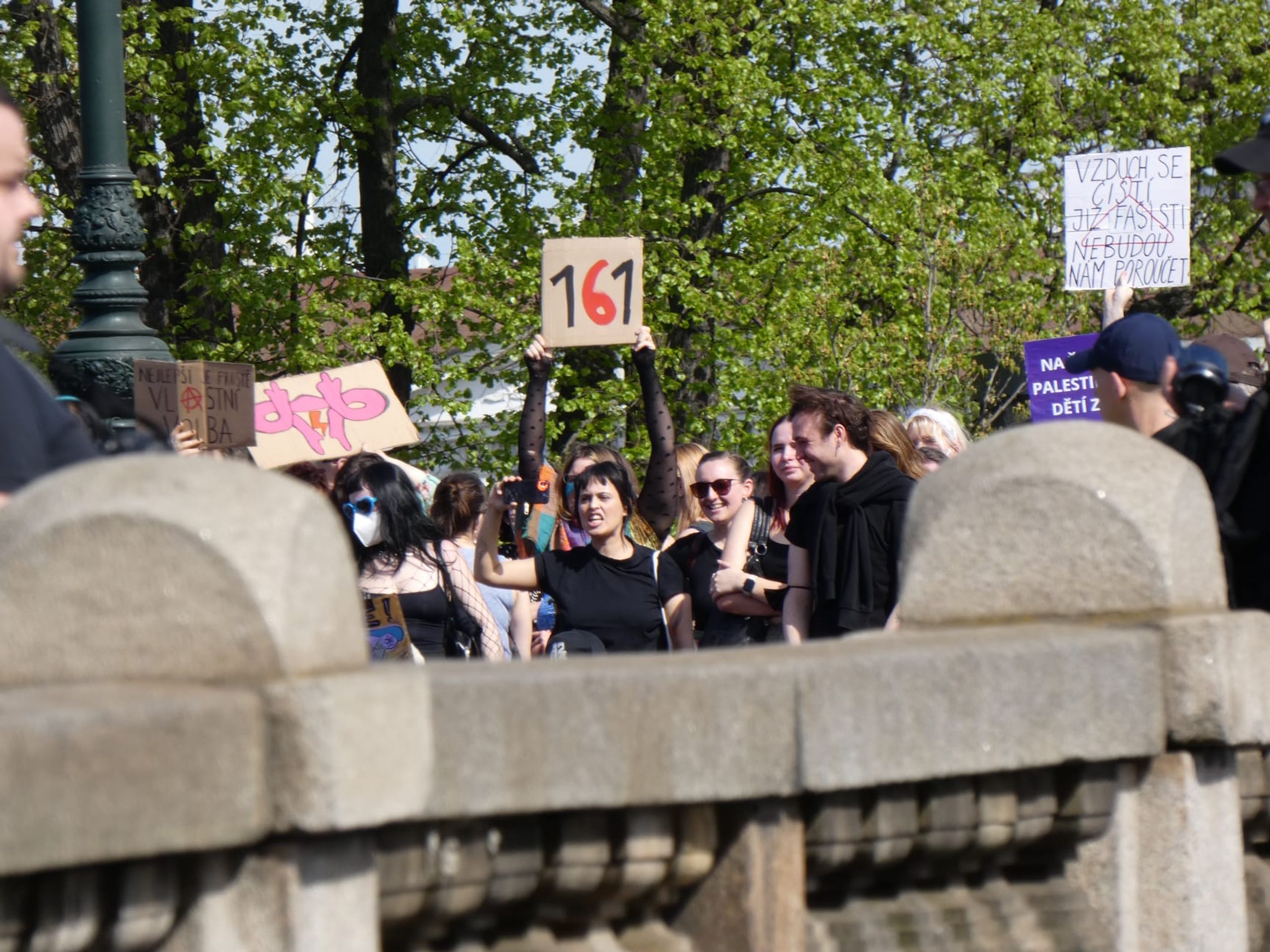 Protest na mostě Legií - Protest na mostě Legií (8/14)