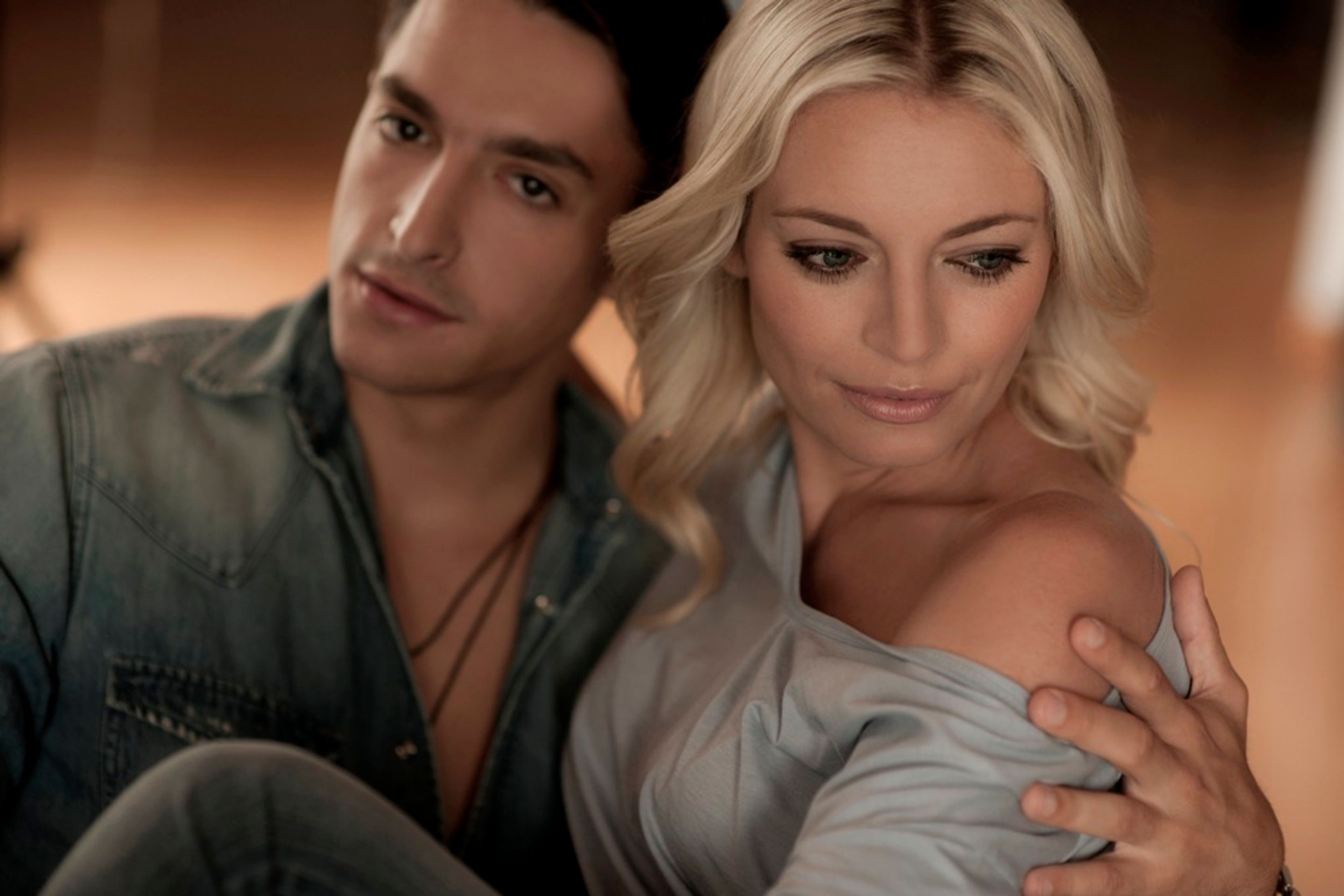 Lucie Borhyová a Michal Hrdlička - GALERIE: Lucie Borhyová a Michal Hrdlička (12/17)