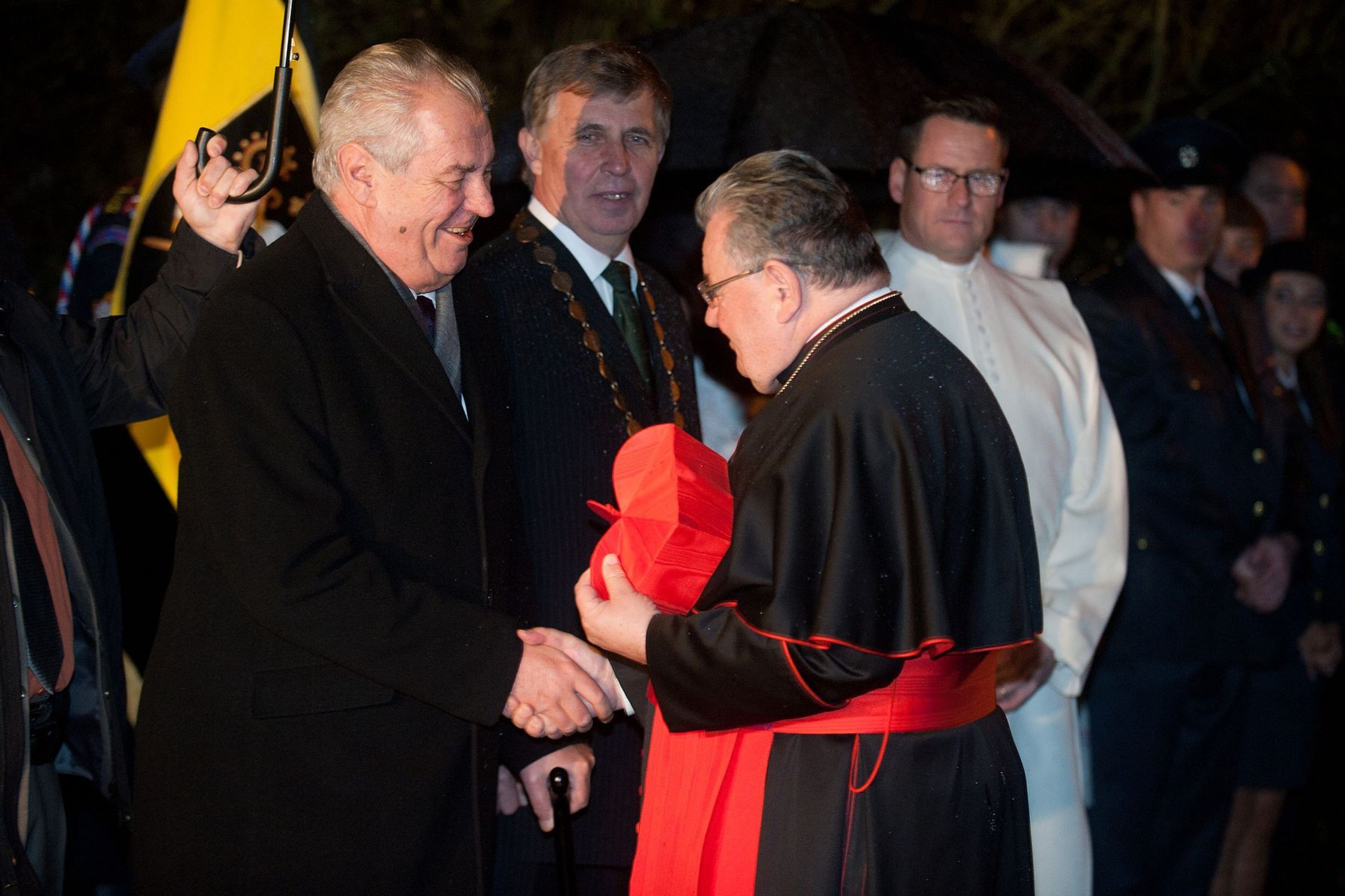 Mše za prezidenta Miloše Zemana a vlast - 16 - GALERIE: Mše za prezidenta Miloše Zemana a vlast (7/10)