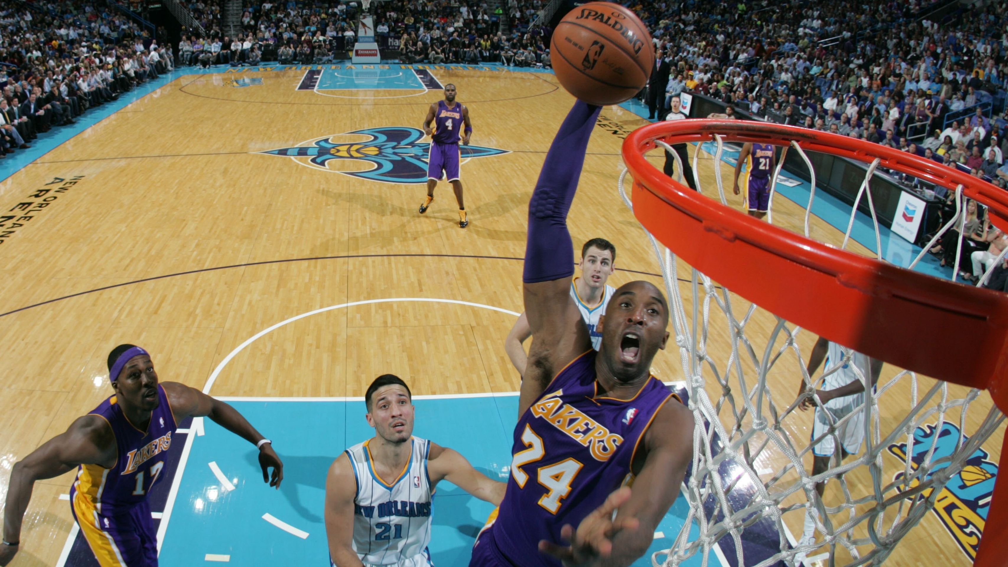 Kobe Bryant - GALERIE: Kobe Bryant nastřílel 30 000 bodů (10/10)