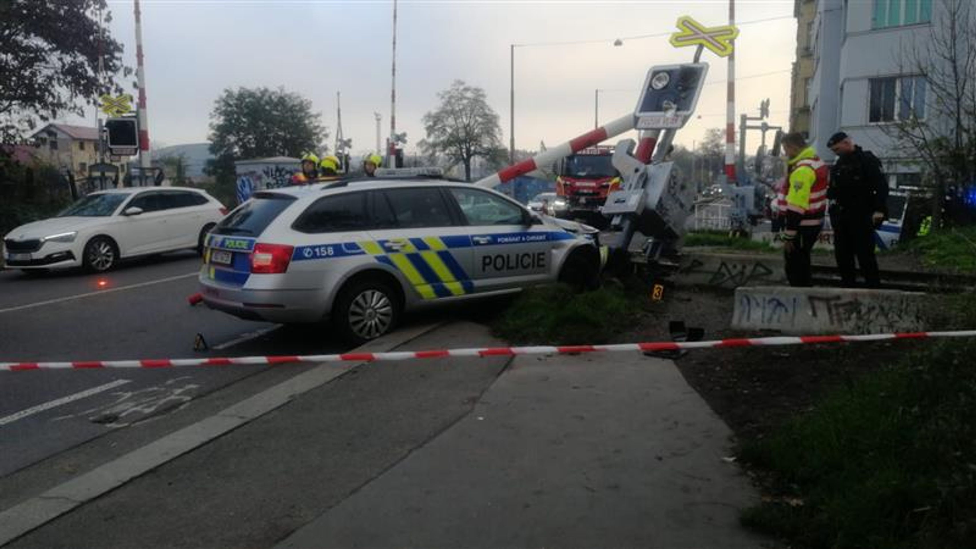 Nehoda policistů v Bubenské ulici - Nehoda na Praze 7 (4/6)