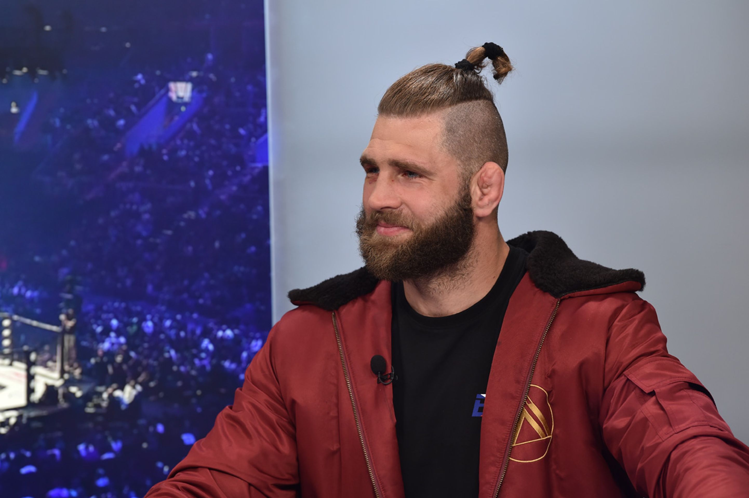 Jiří Procházka na rozhovoru (1) - Jiří Procházka navštívil TV Nova (11/15)