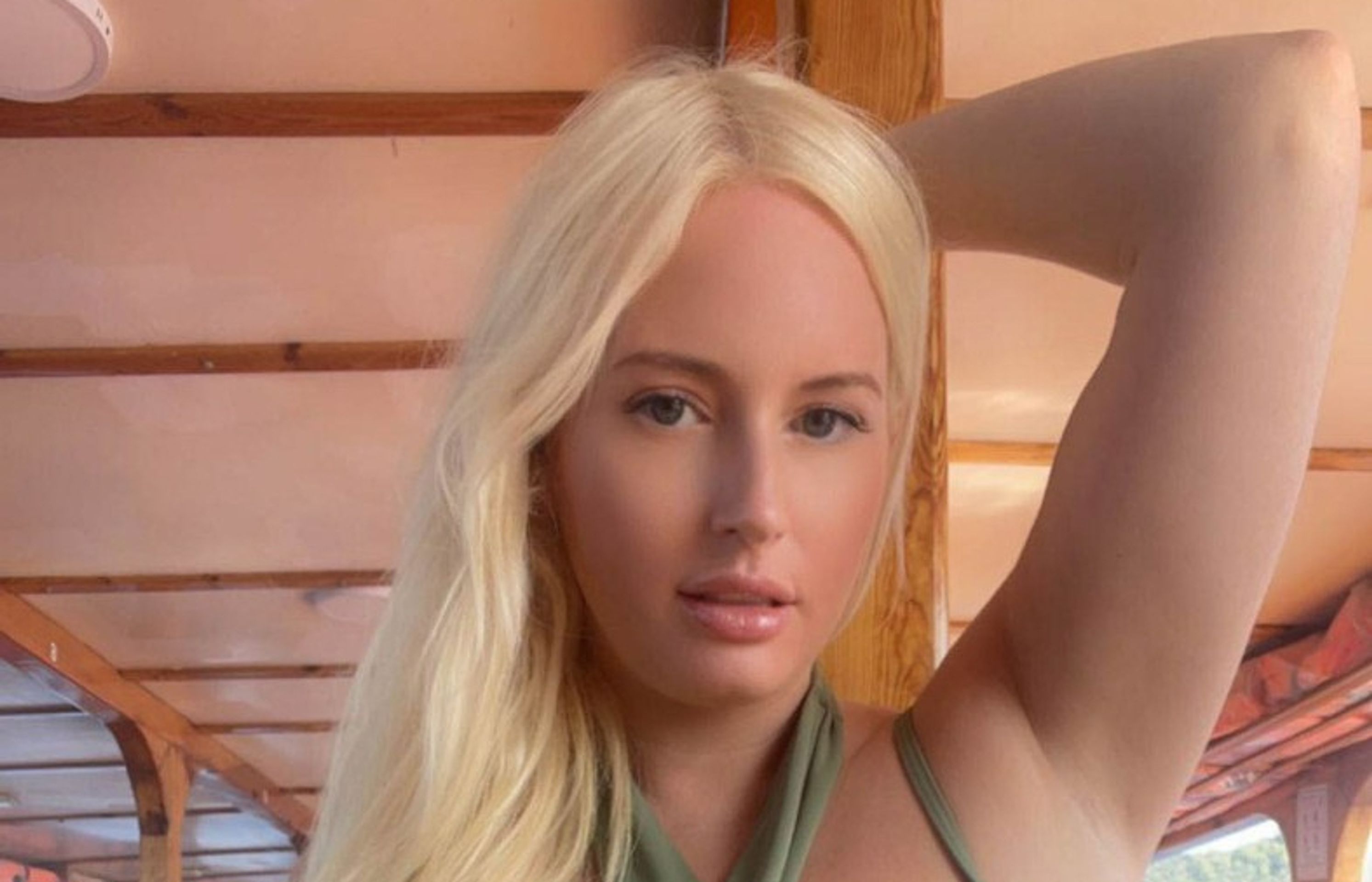 Rachel McIntyrová - Rachel McIntyrová (2/4)