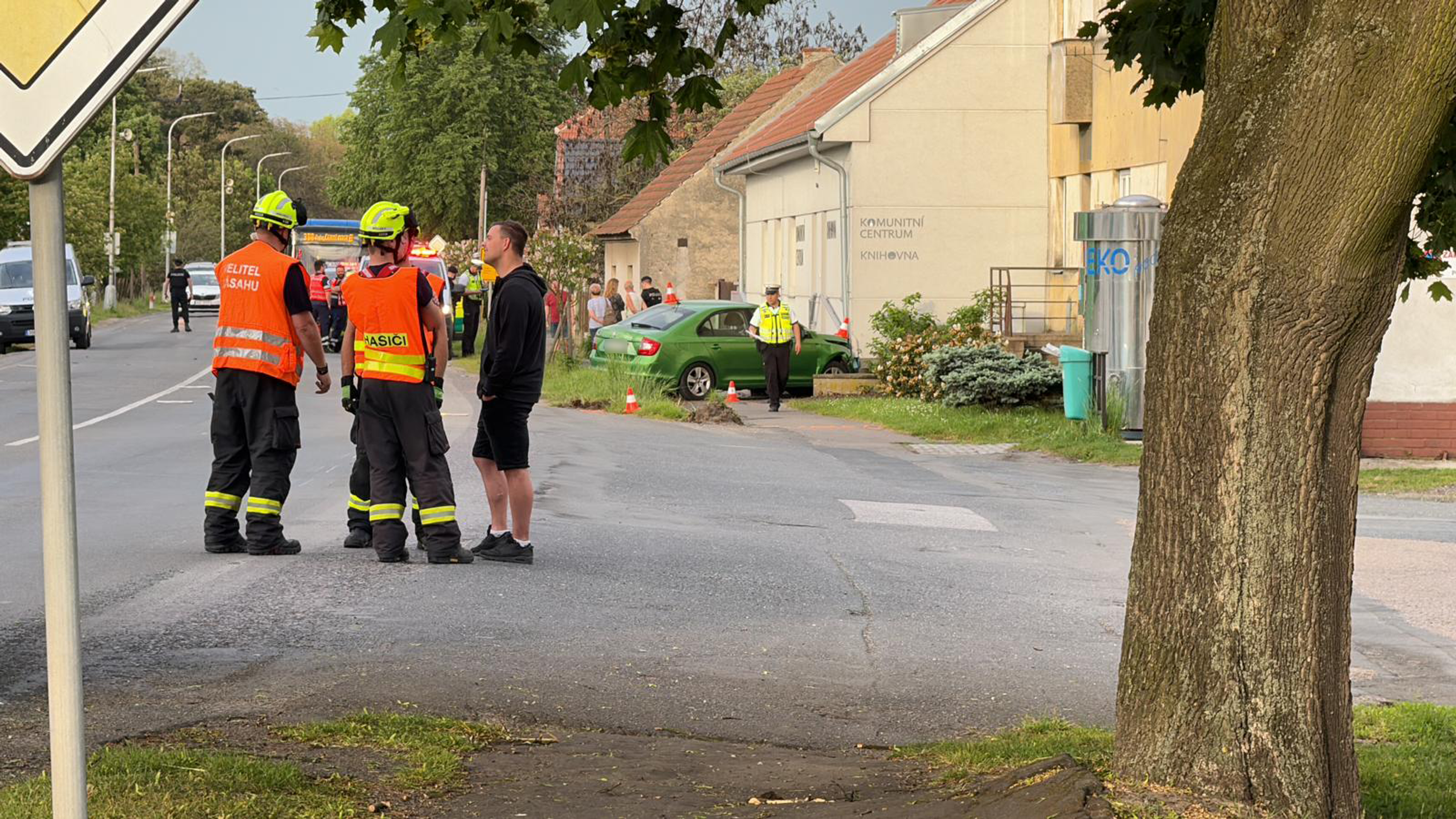 Autonehoda v Kostelní Lhotě (5) - Nehoda na Nymbursku (4/8)