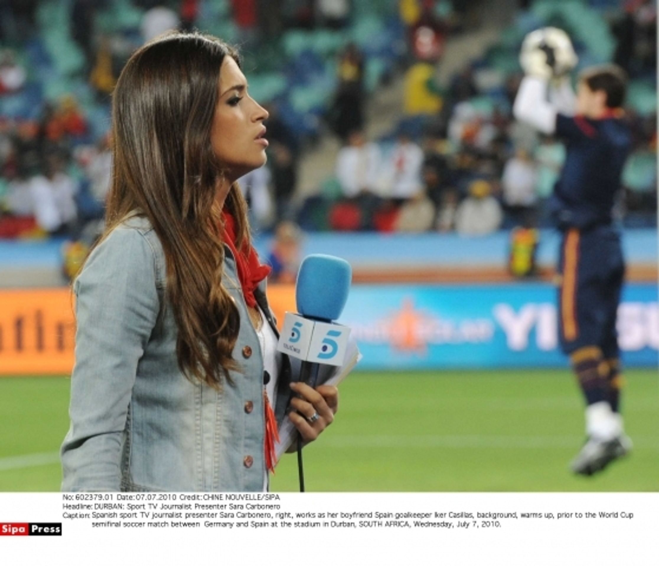 Iker Casillas a Sara Carbonero - 8 - GALERIE: Iker Casillas a Sara Carbonero (9/16)