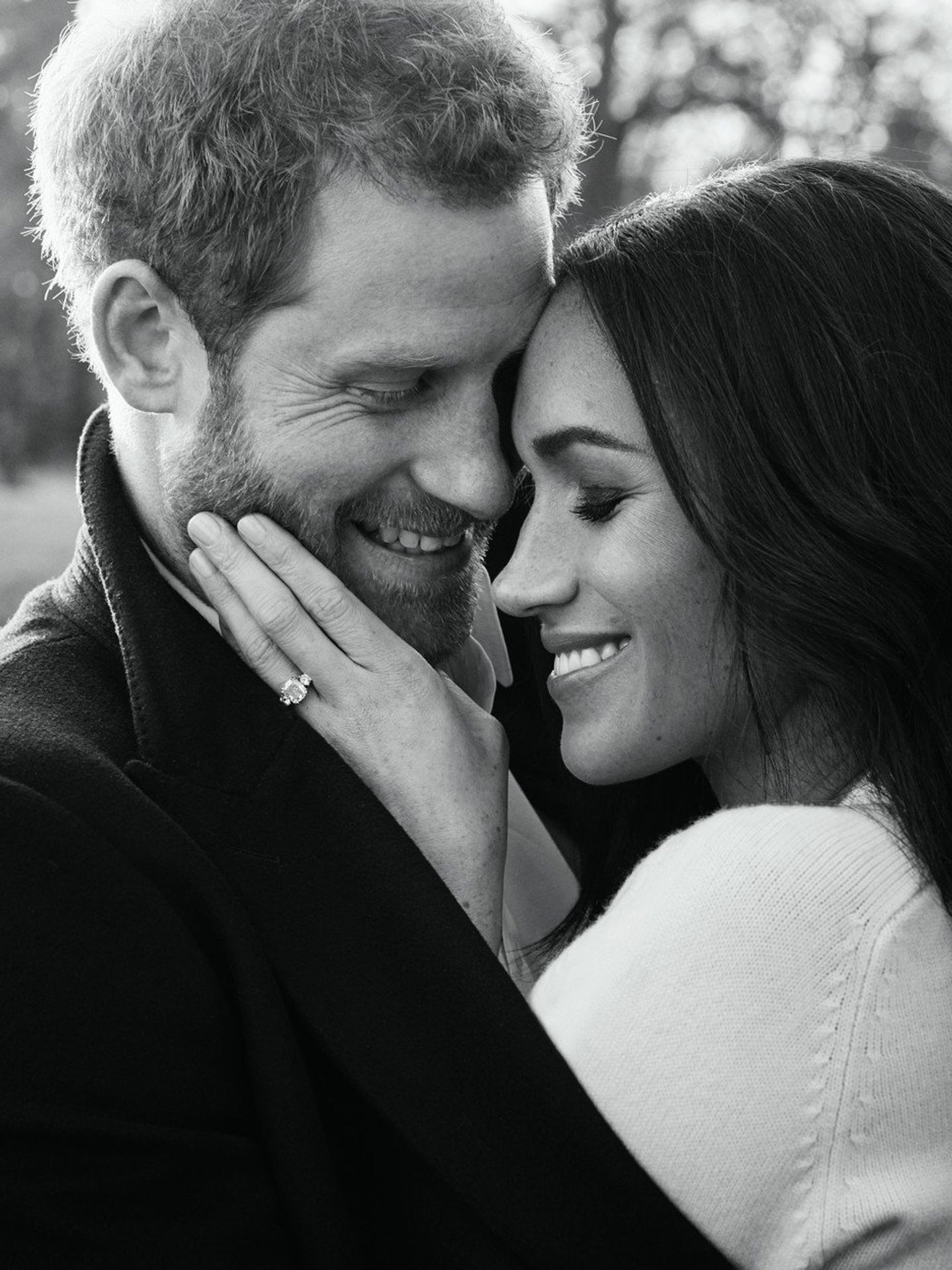 Princ Harry a Meghan Markle - 2 - GALERIE: Meghan Markle a muži (5/10)