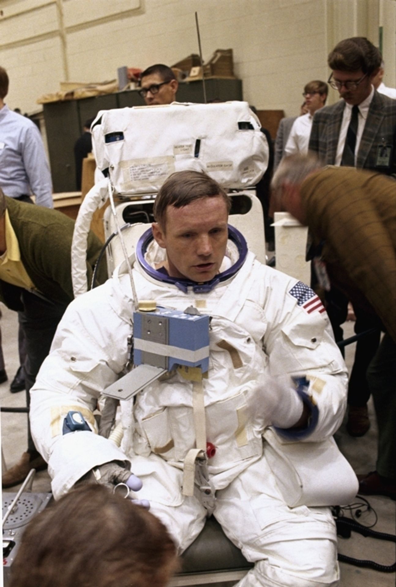 Neil Armstrong na měsíci - 4 - Neil Armstrong na měsíci (3/16)