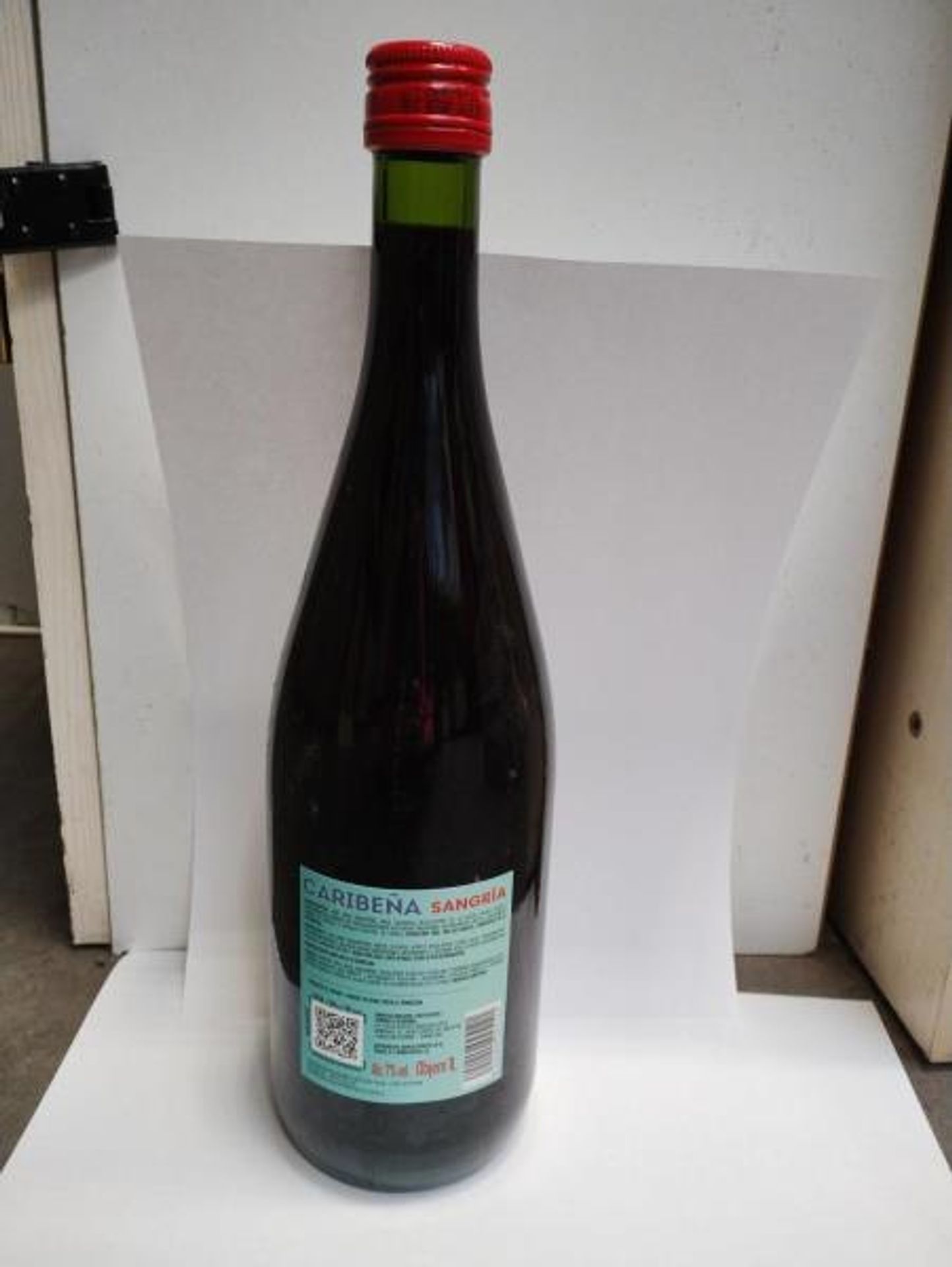Caribeña Sangría, aromatizovaný vinný nápoj - Závadné potraviny (7/12)