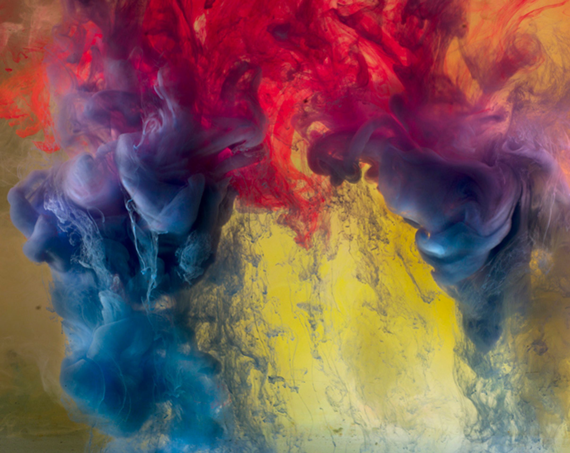 Umělec experimentuje s tekutými barvami - 2 - GALERIE: Umělec experimentuje s tekutými barvami (10/11)
