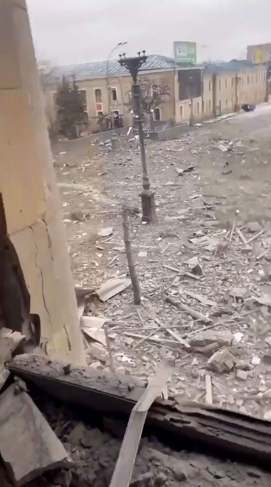 Charkov po ruském raketovém náletu (2) - Charkov po raketovém náletu (13/18)