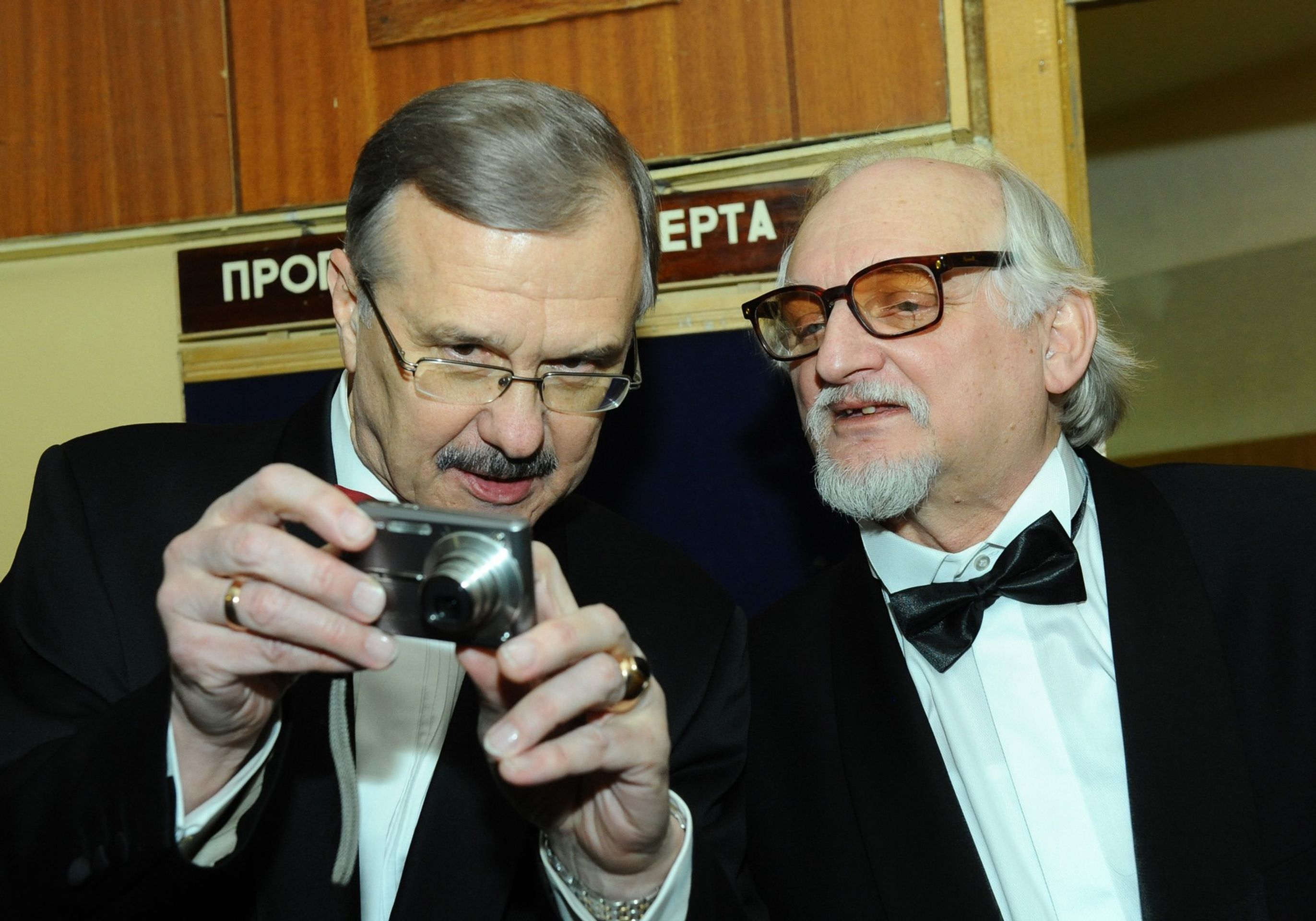 Skladatel Gennady Gladkov, zpěvák Leonid  Serebrennikov, 14. 2. 2010 - Skladatel Gennady Gladkov (2/3)