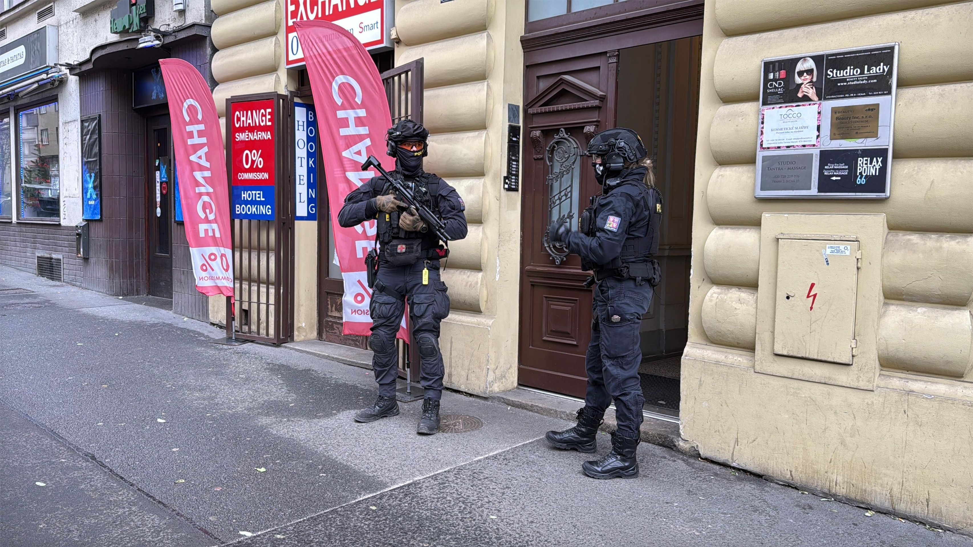 Zásah policie v Ječné ulici (4) - Zásah policie v Ječné ulici (11/12)