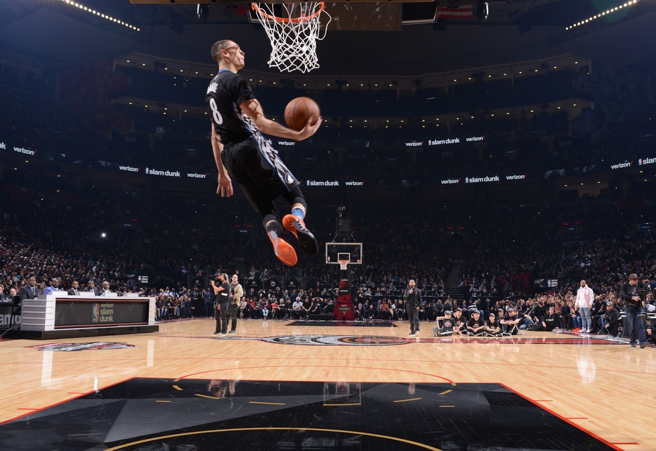 Dovednostní soutěže během All Star Game NBA - 4 - GALERIE: Dovednostní soutěže během All Star Game NBA (9/12)
