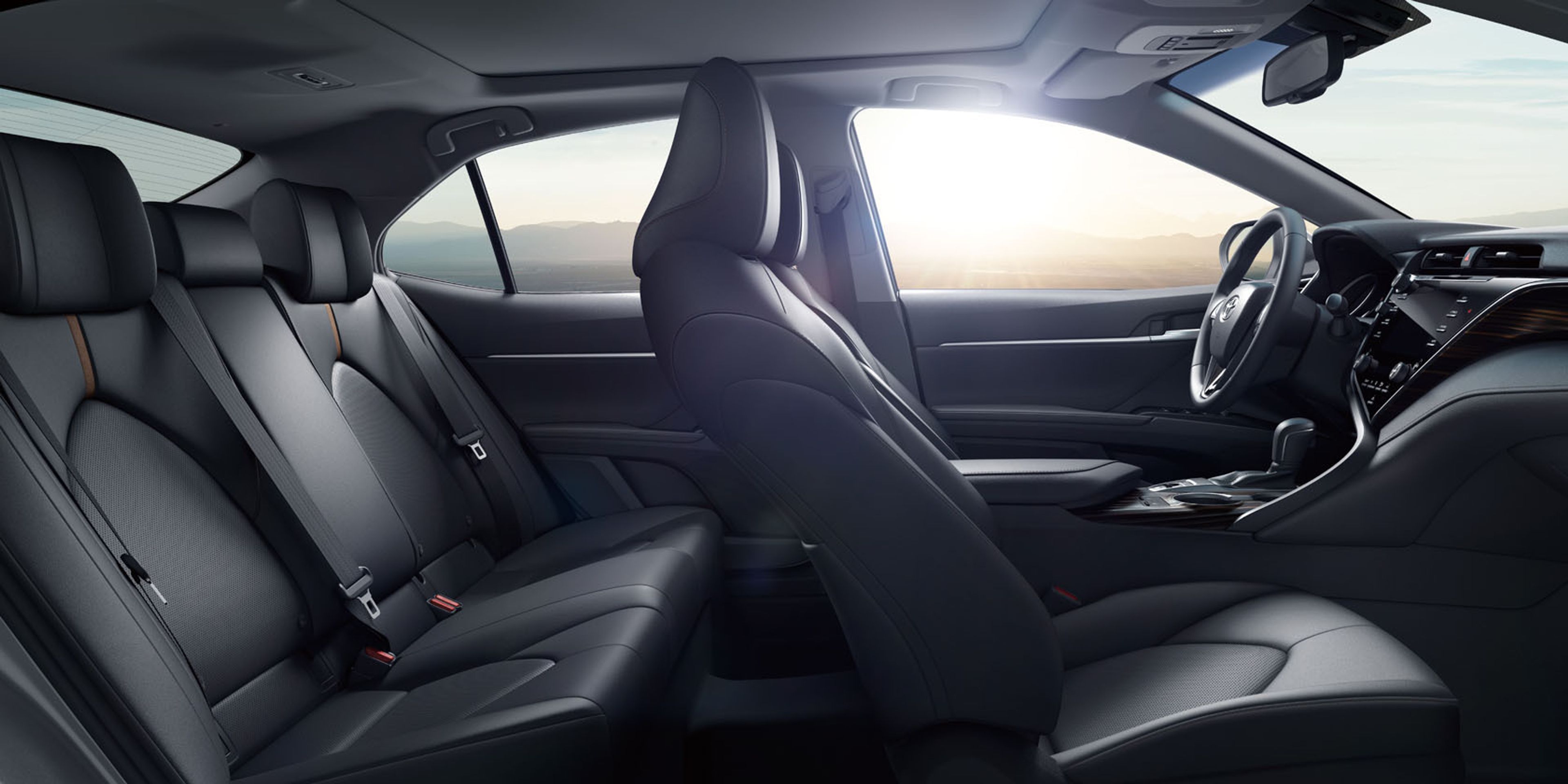 Toyota Camry - 32 - Fotogalerie: Toyota Camry se po letech vrací do Evropy (12/19)