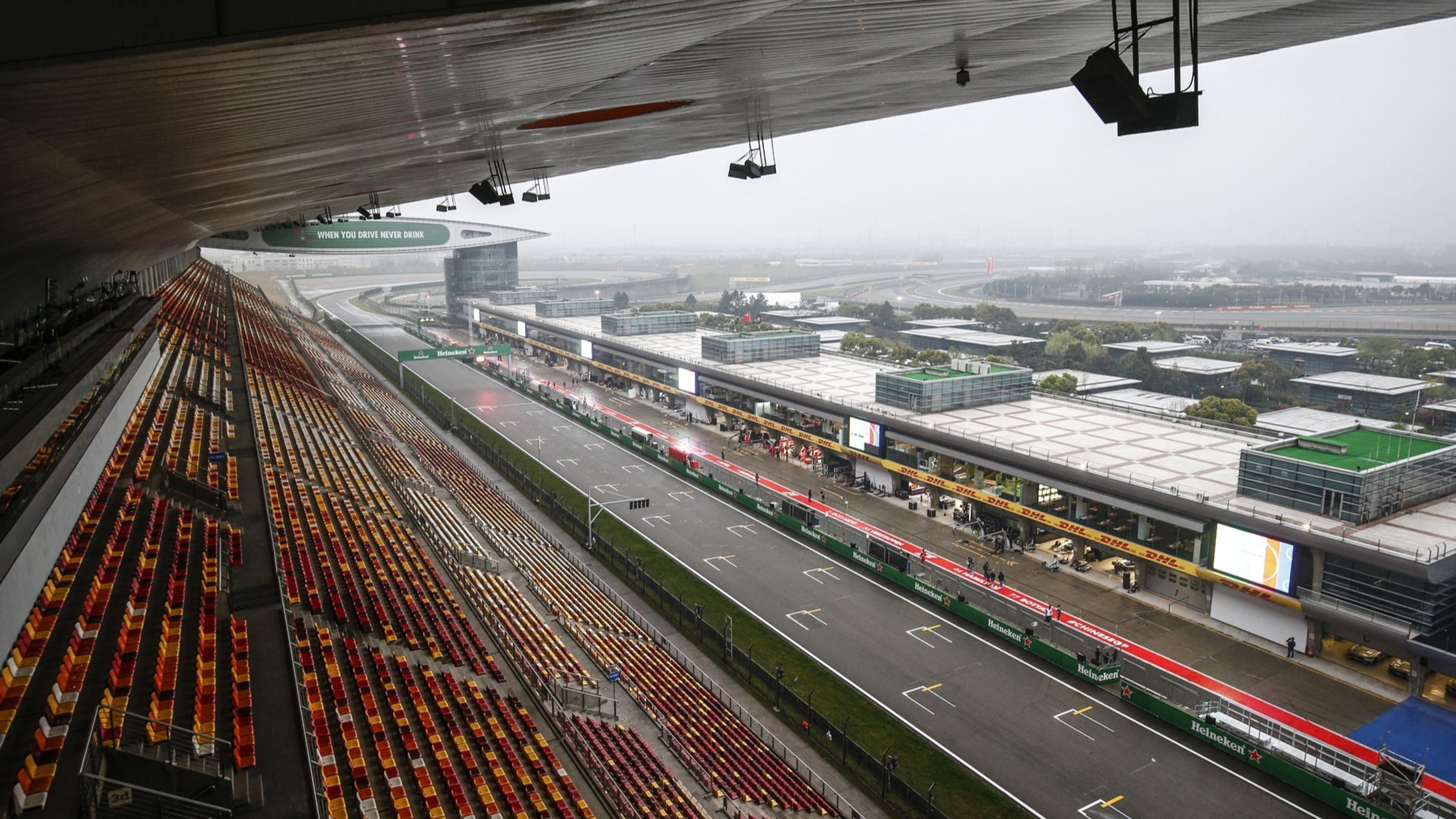 Okruh Shanghai International Circuit - Okruh Shanghai International Circuit (1/4)